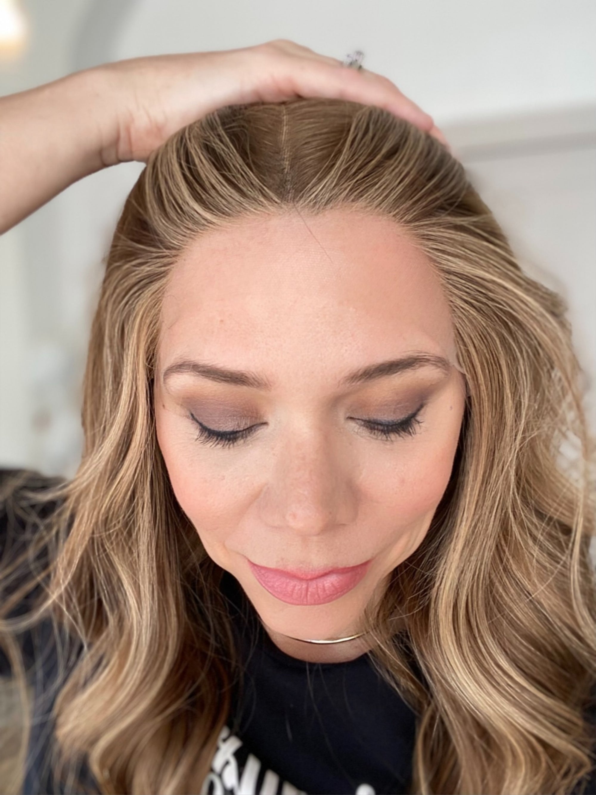 # 8593 GARDEAUX DELUXE DOUBLE LACE TOP WIG (MEDIUM CAP)