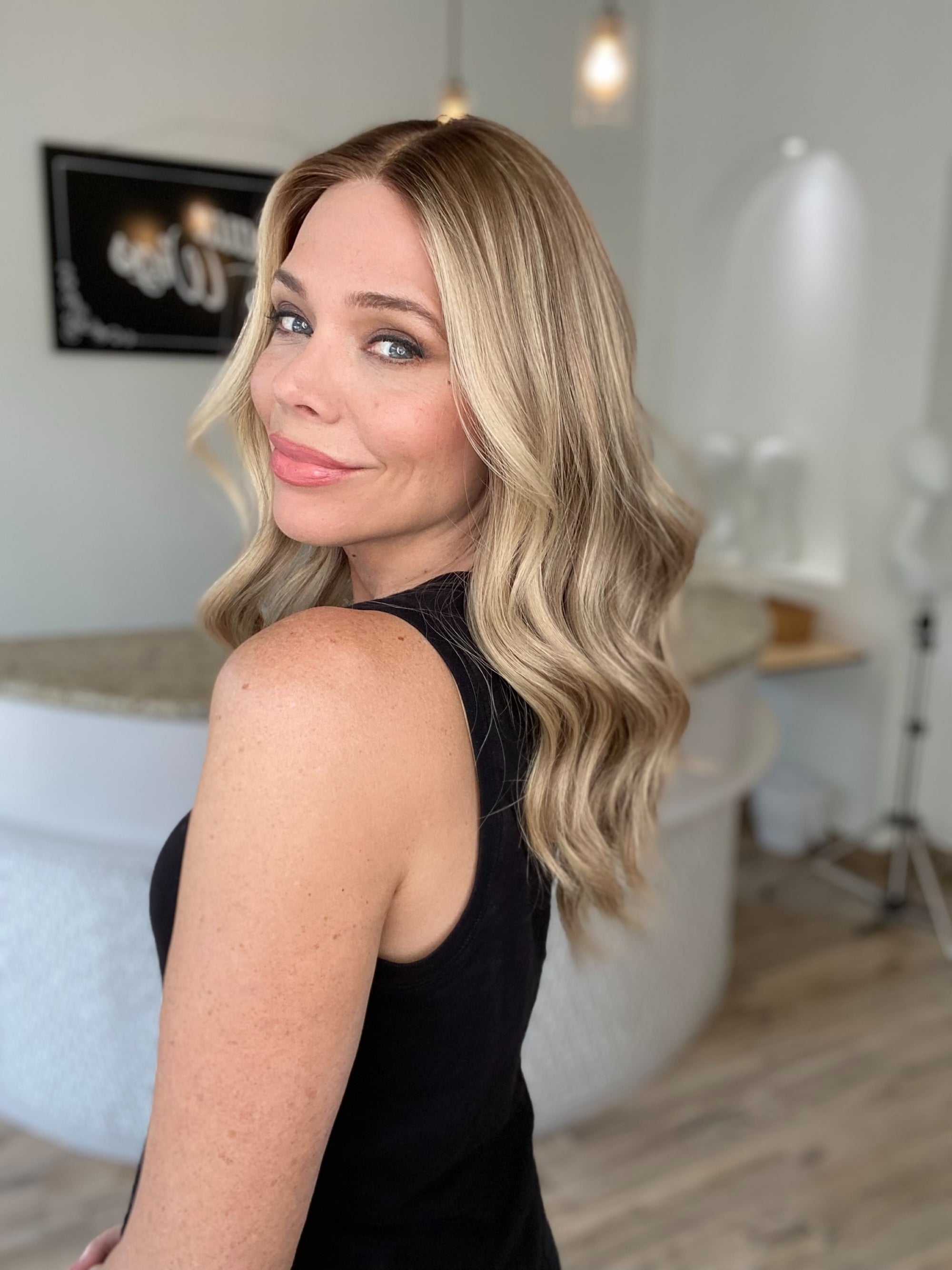 # 8512 IWIG WEFTED CAP WIG (MEDIUM CAP)