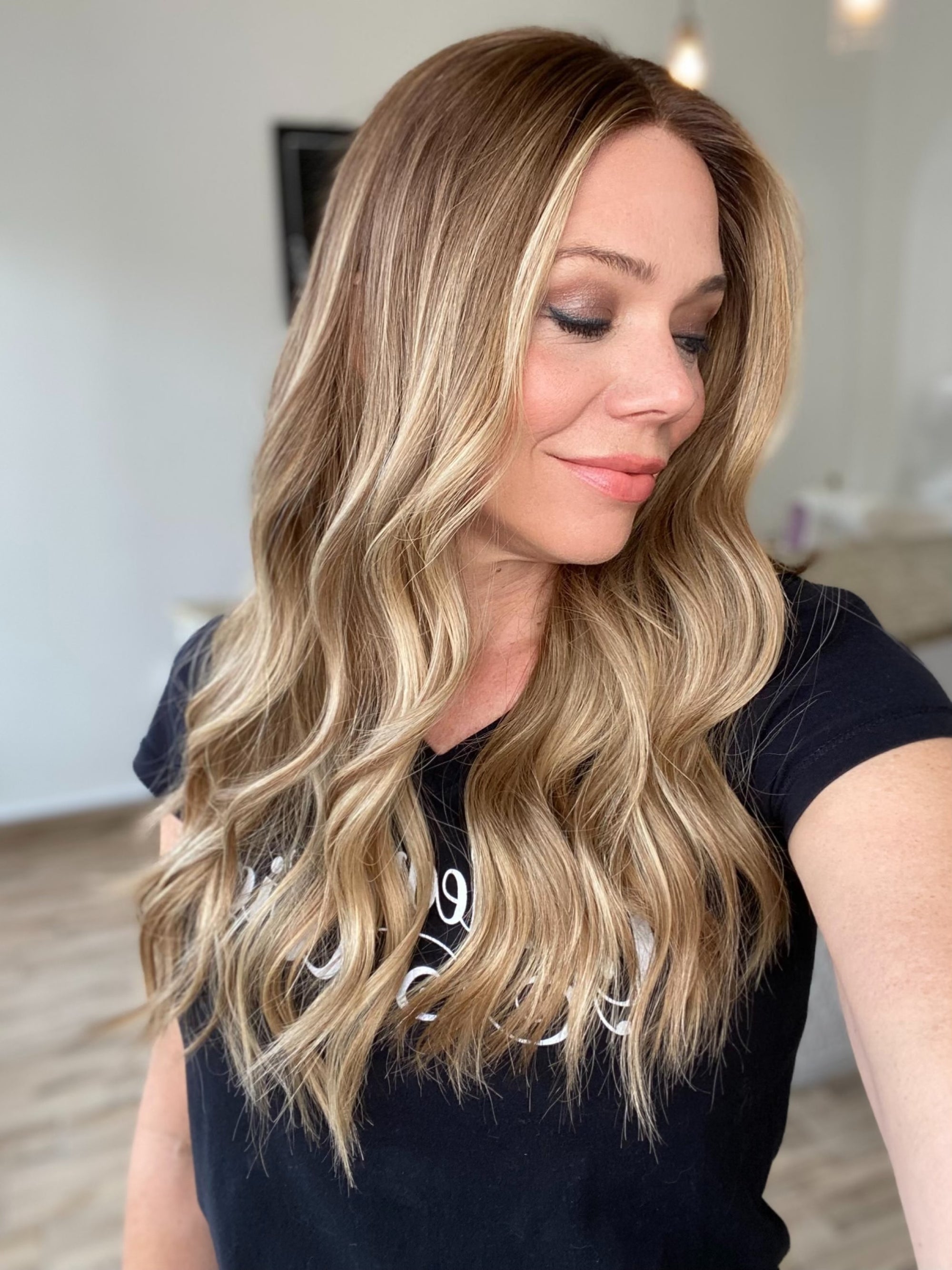 "CARMEN" GARDEAUX DELUXE LACE TOP WHOPPER WIG (MEDIUM CAP)