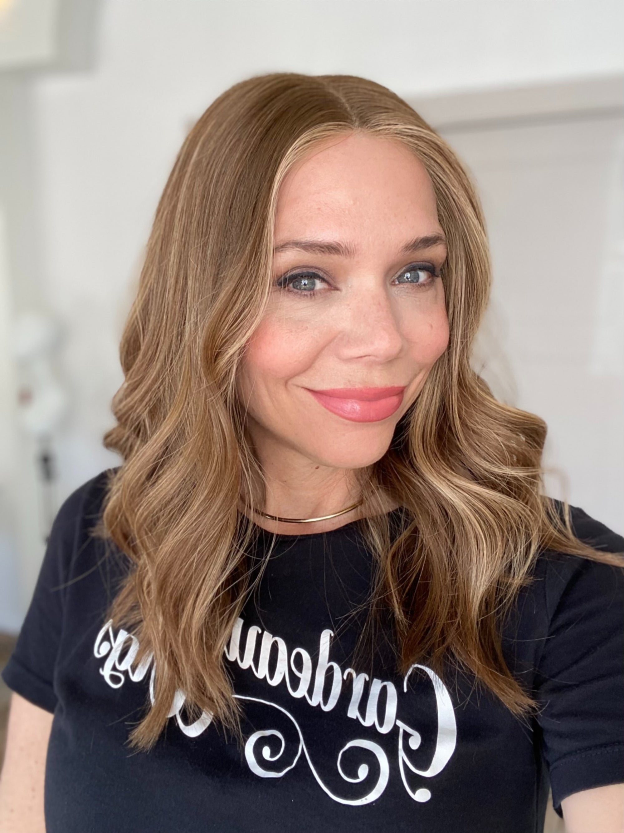 # 8593 GARDEAUX DELUXE DOUBLE LACE TOP WIG (MEDIUM CAP)