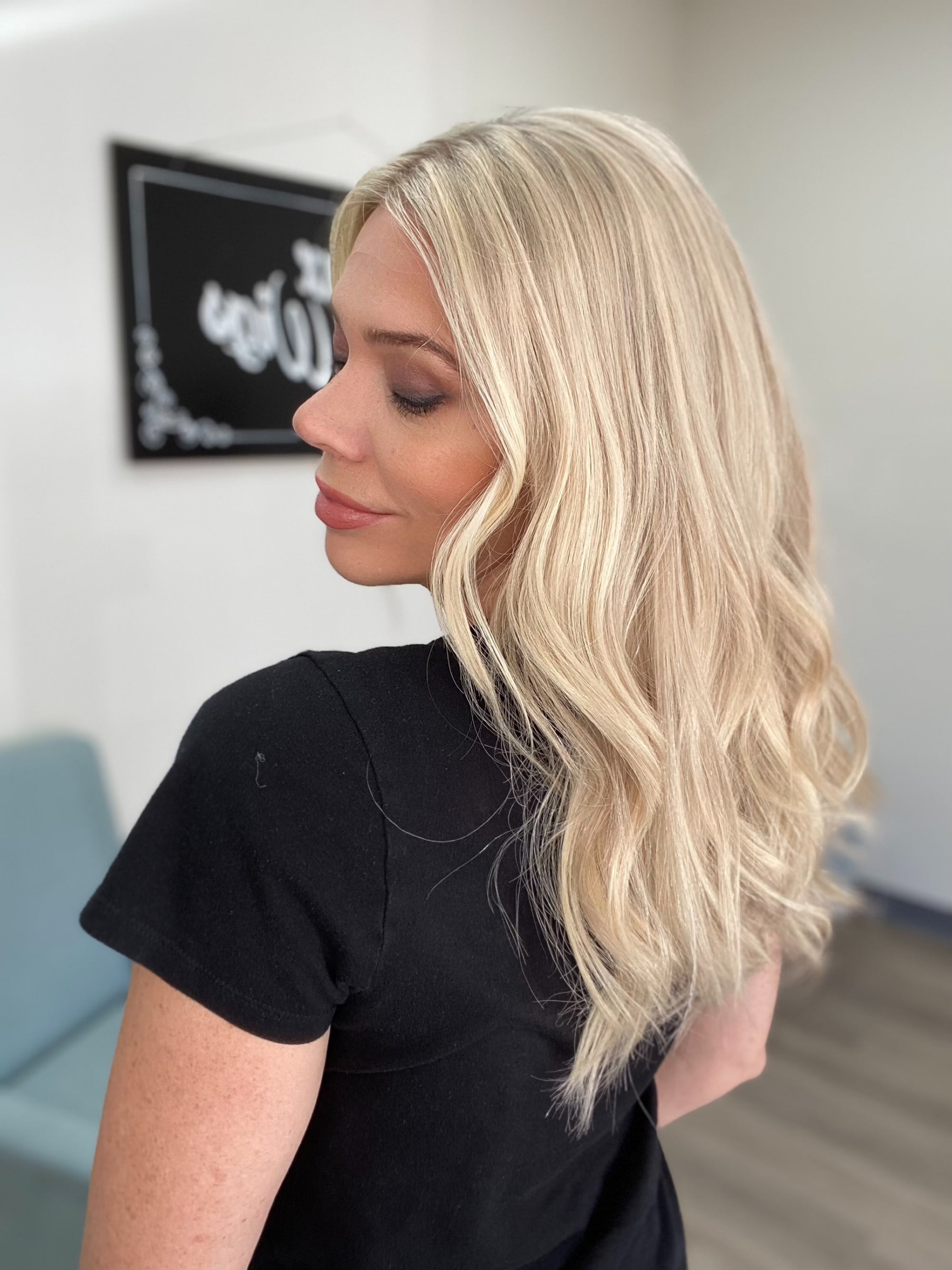 # 8728 GARDEAUX DELUXE HAND TIED MONO TOP WIG (MEDIUM CAP)