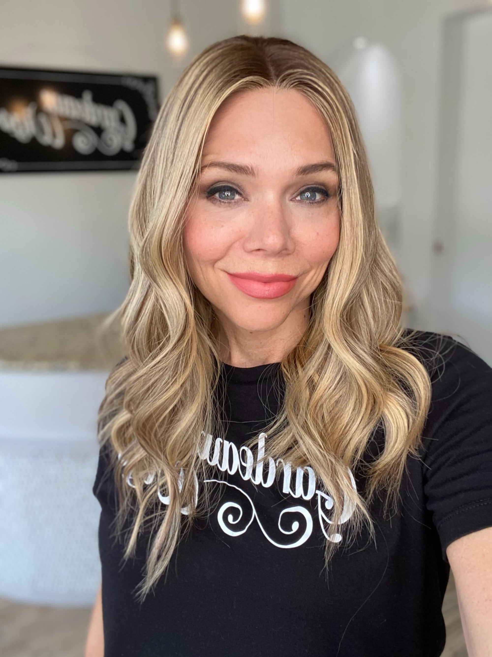 STOCK # BL604.12 GARDEAUX DELUXE DOUBLE LACE TOP WIG (MEDIUM CAP) FINAL SALE