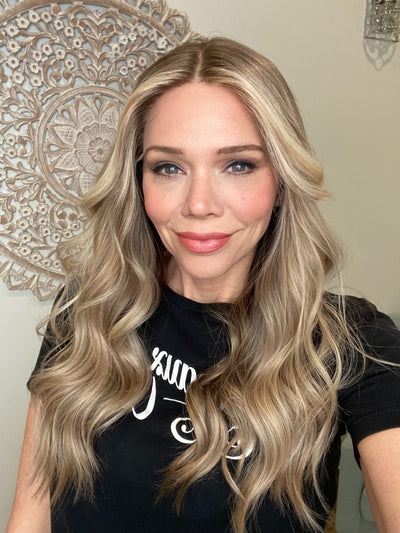 # 8542 GARDEAUX DELUXE LACE TOP WIG (MEDIUM CAP)