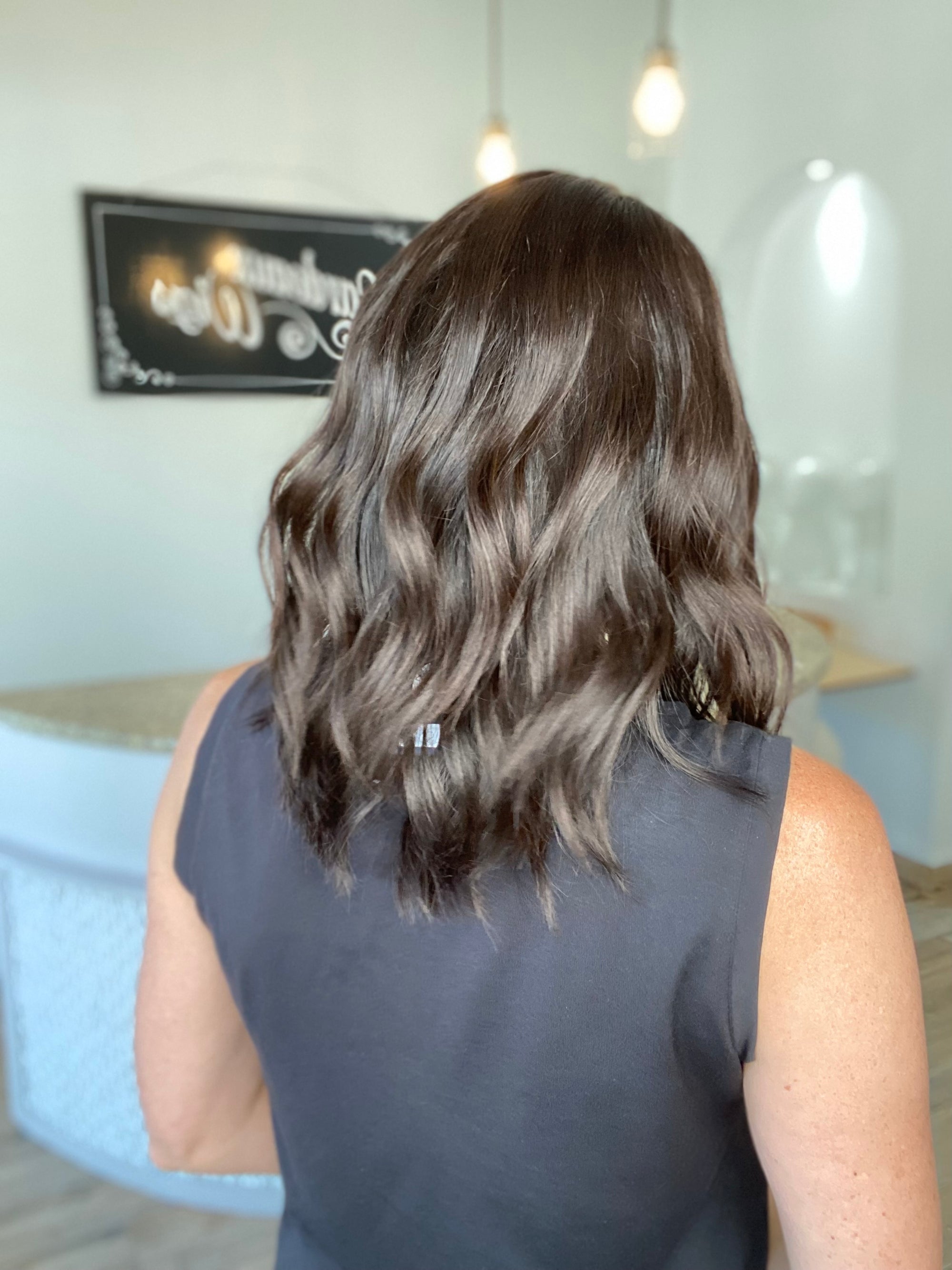 STOCK # JL-021B  GARDEAUX DELUXE HAND TIED SILICONE LINED WIG (MEDIUM CAP)