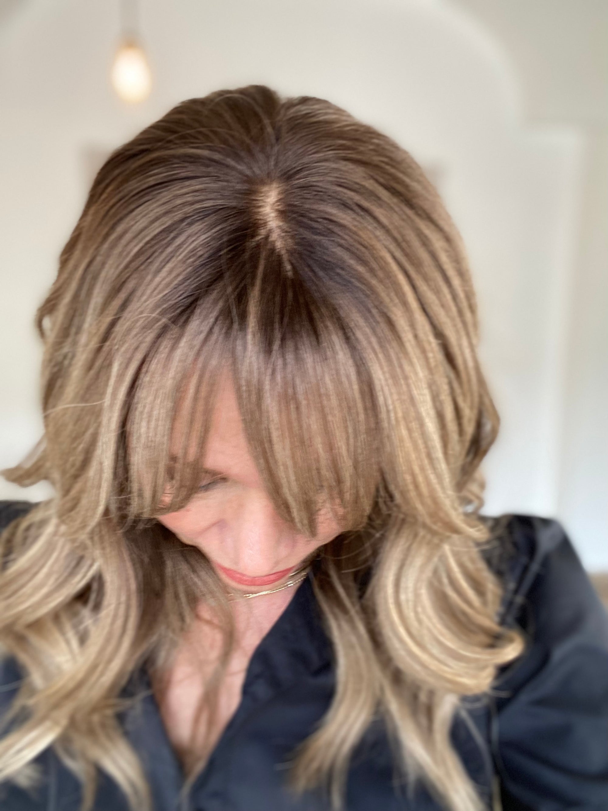 # 8323 GARDEAUX DELUXE HAND TIED DOUBLE MONO TOP WIG (MEDIUM CAP)
