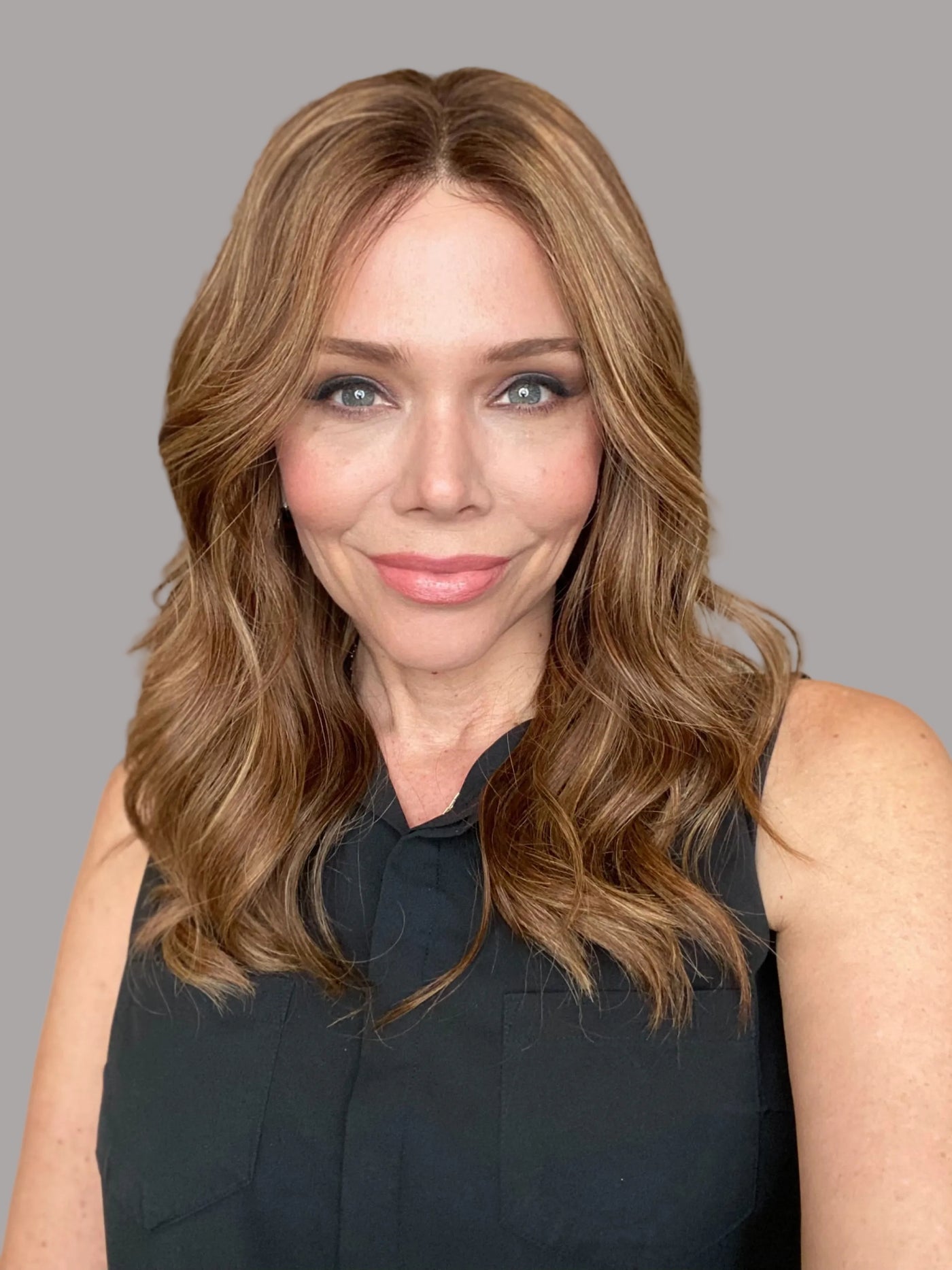 # G-8544 GARDEAUX DELUXE HAND TIED MONO TOP WIG (MEDIUM CAP)