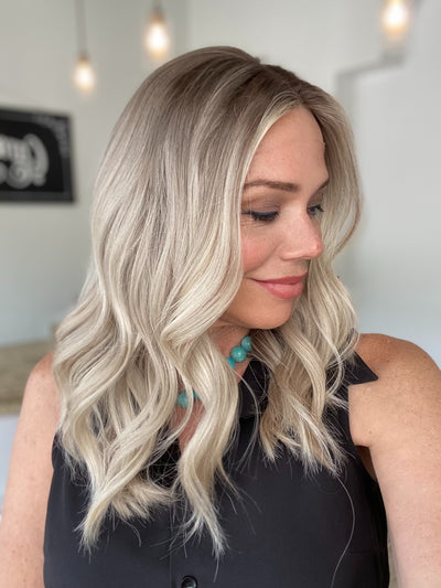 # 8425 GARDEAUX DELUXE LACE TOP WIG (MEDIUM CAP)