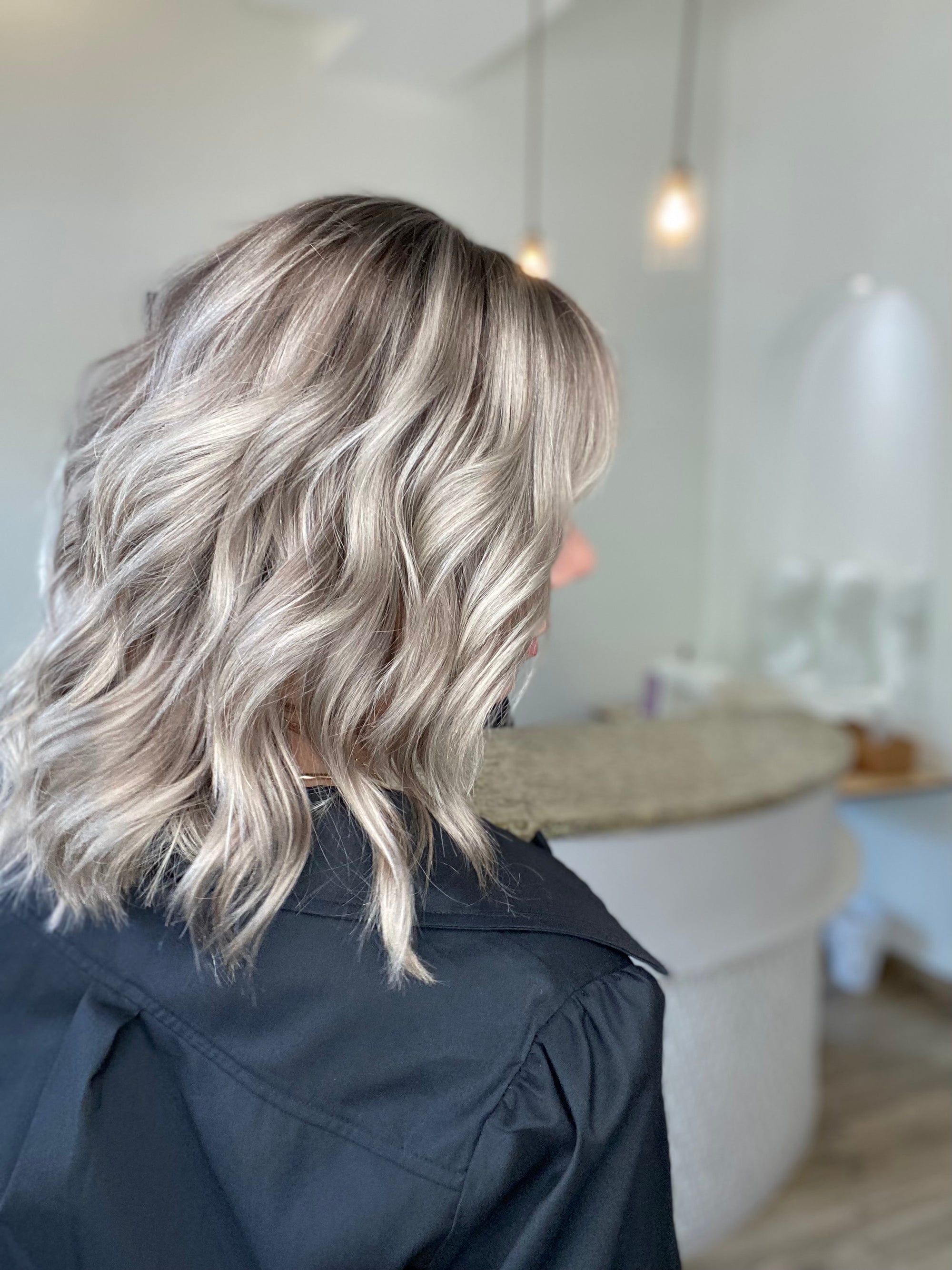 # 8300 GARDEAUX DELUXE DOUBLE MONO TOP WIG (SMALL CAP)