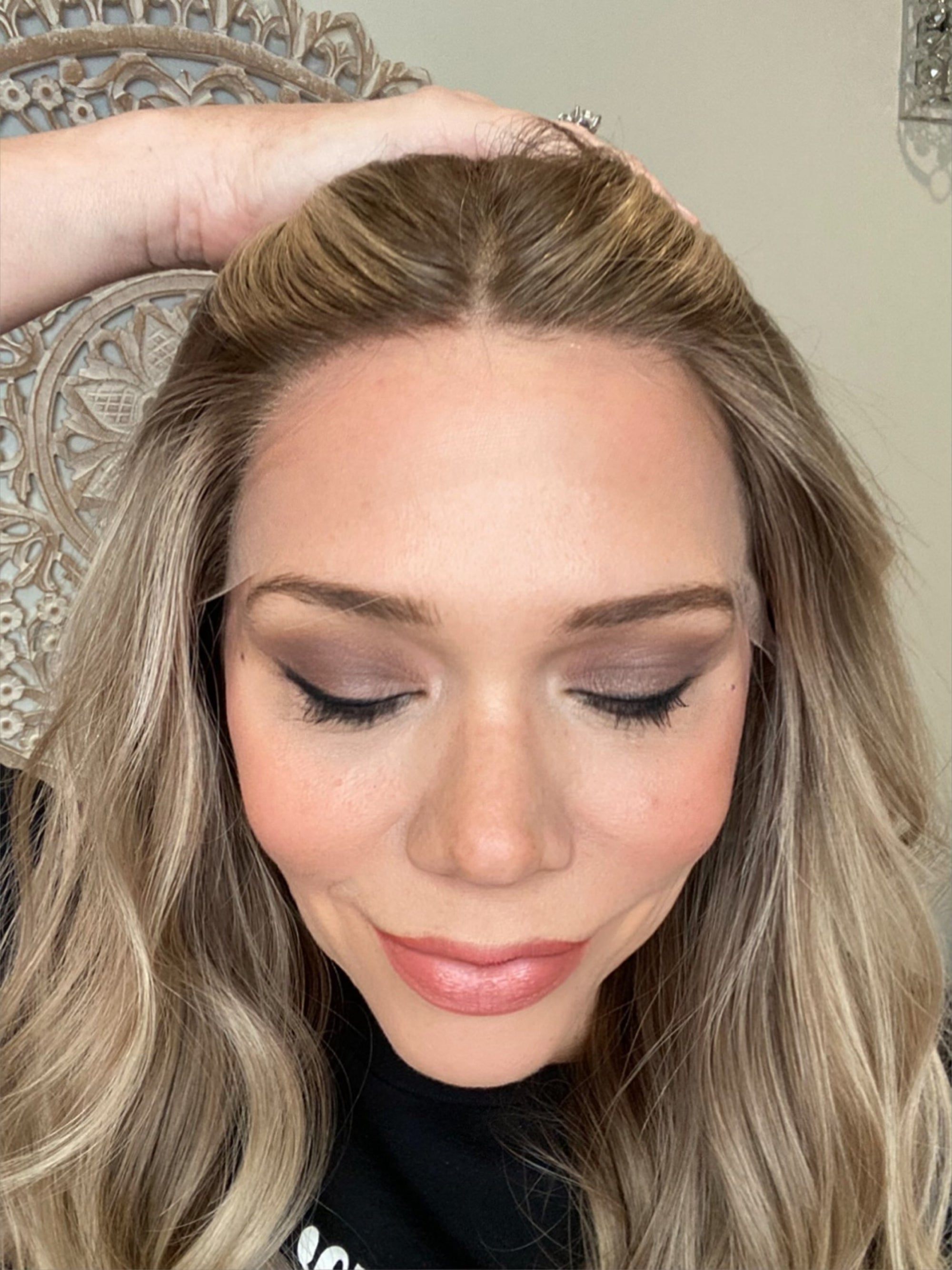 # G-8542 GARDEAUX DELUXE LACE TOP WIG (SMALL CAP)