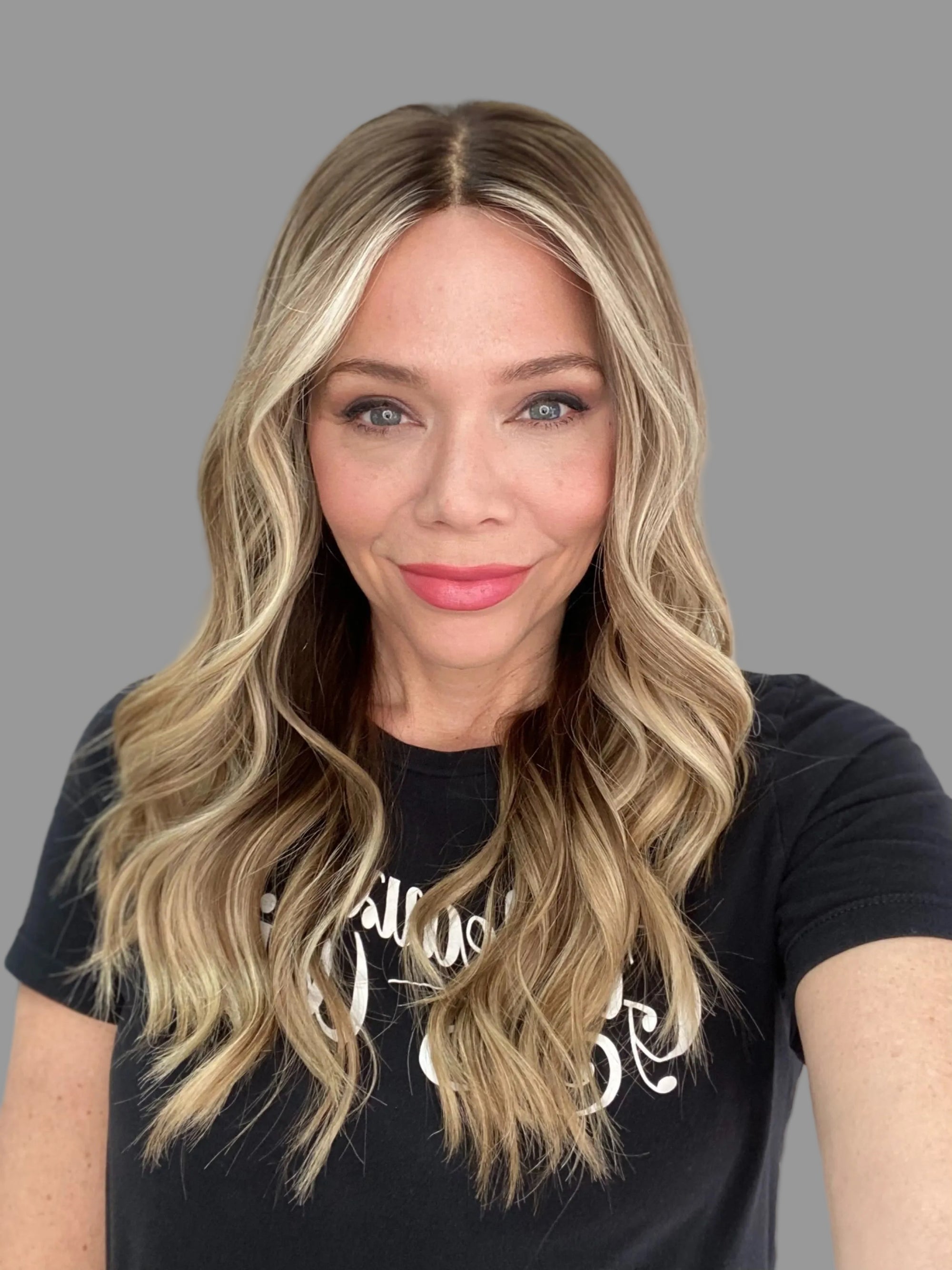 # 8716 GARDEAUX DELUXE MONO TOP WIG (MEDIUM CAP)