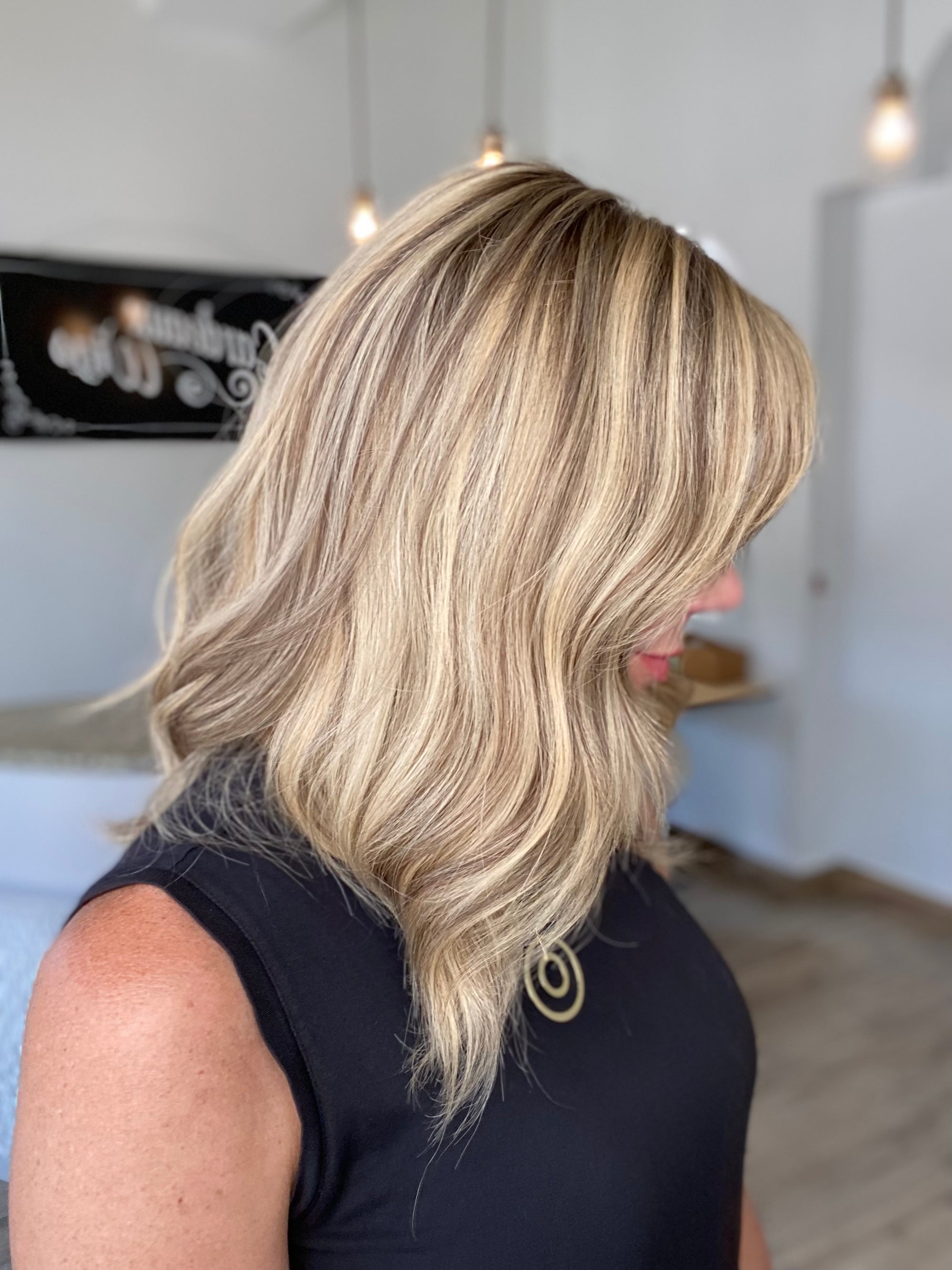 STOCK # BL604.10 GARDEAUX DELUXE DOUBLE LACE TOP WIG (MEDIUM CAP)