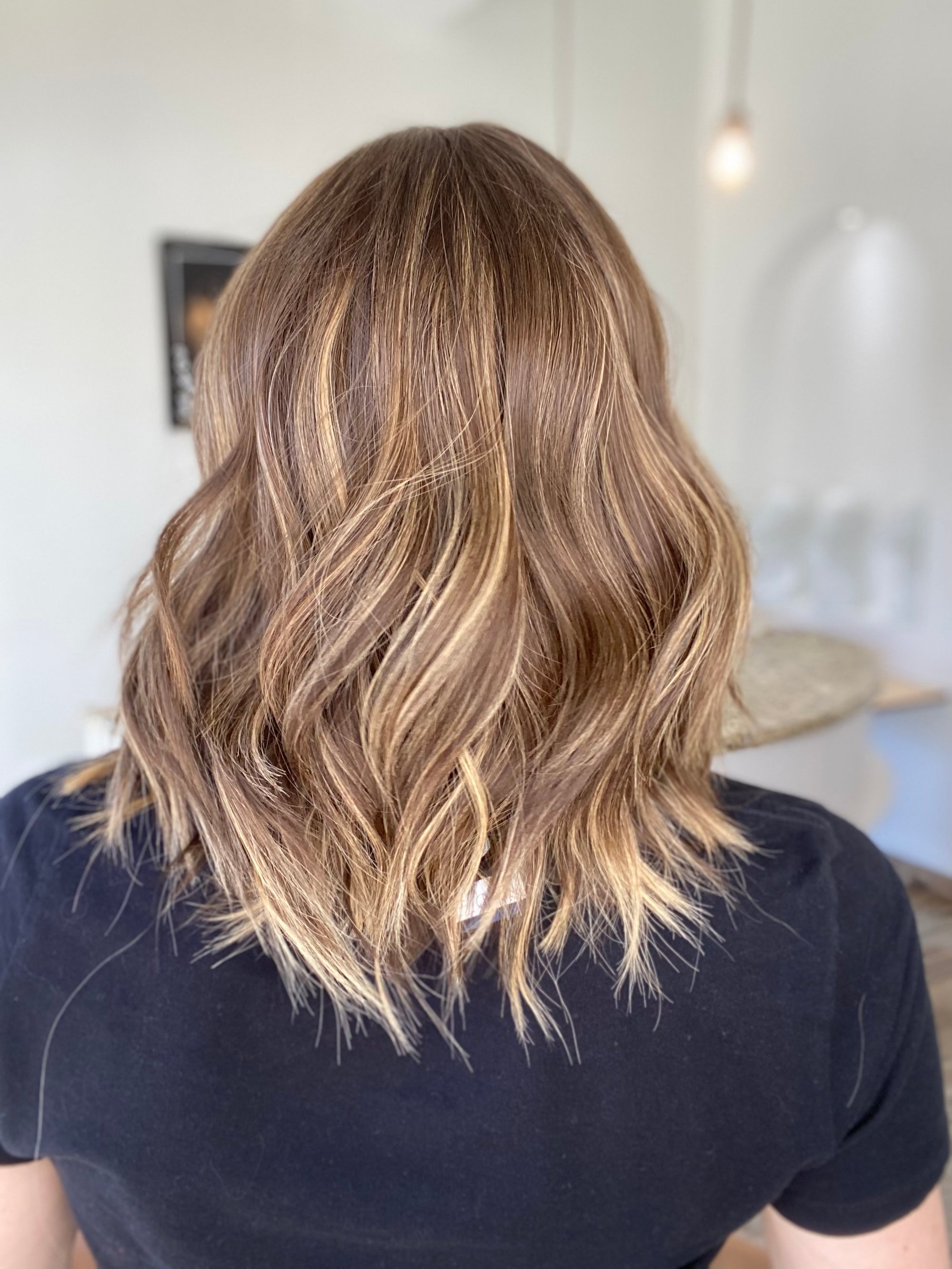 STOCK# BL602.8 GARDEAUX DELUXE LACE TOP WIG (MEDIUM CAP)