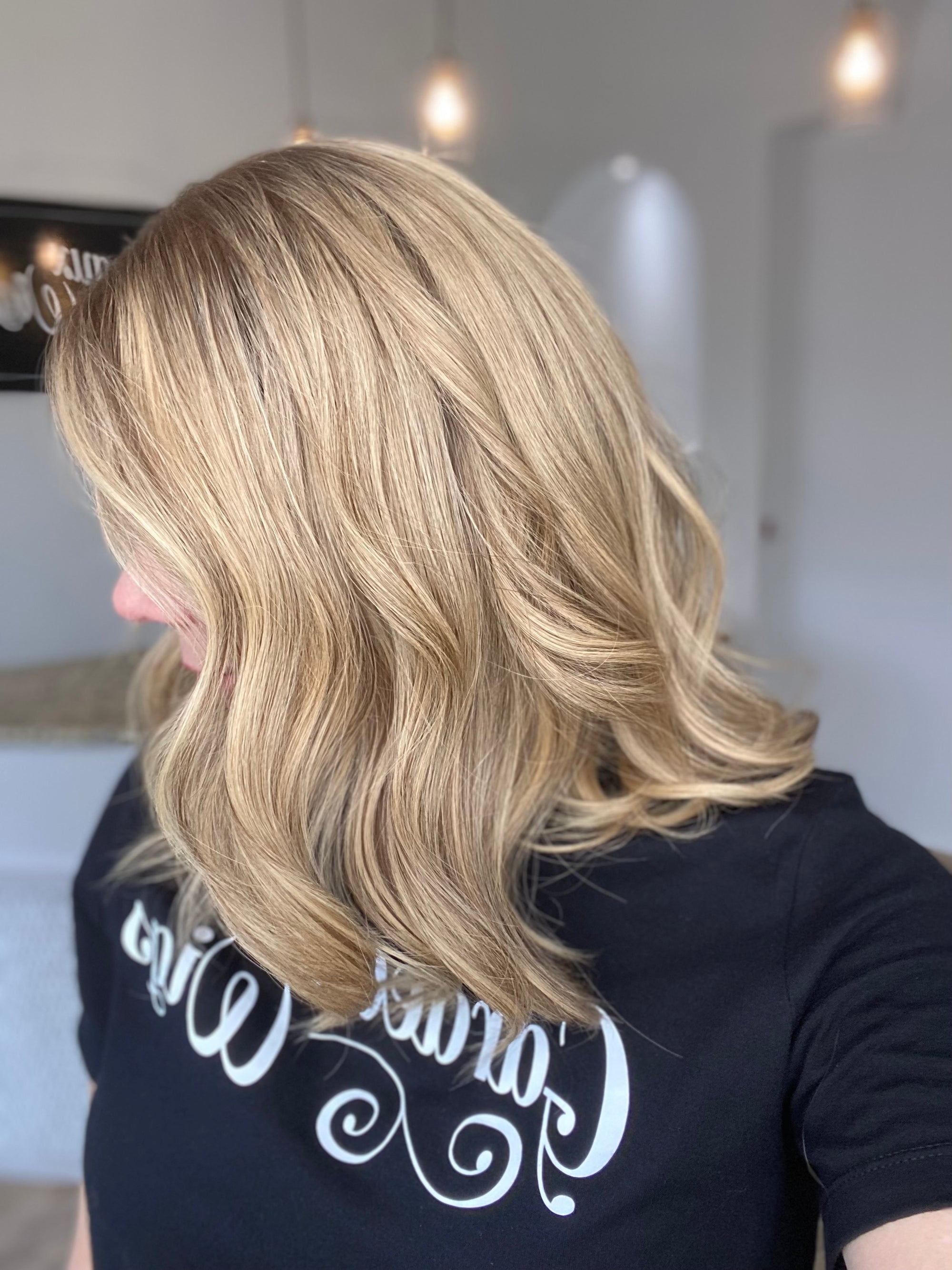 STOCK # BL604.10 GARDEAUX DELUXE LACE TOP WIG (MEDIUM CAP) FINAL SALE