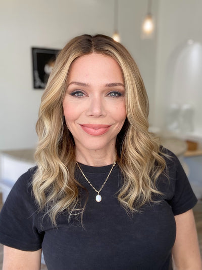 # 8570 GARDEAUX DELUXE HAND TIED MONO TOP WIG (MEDIUM CAP)