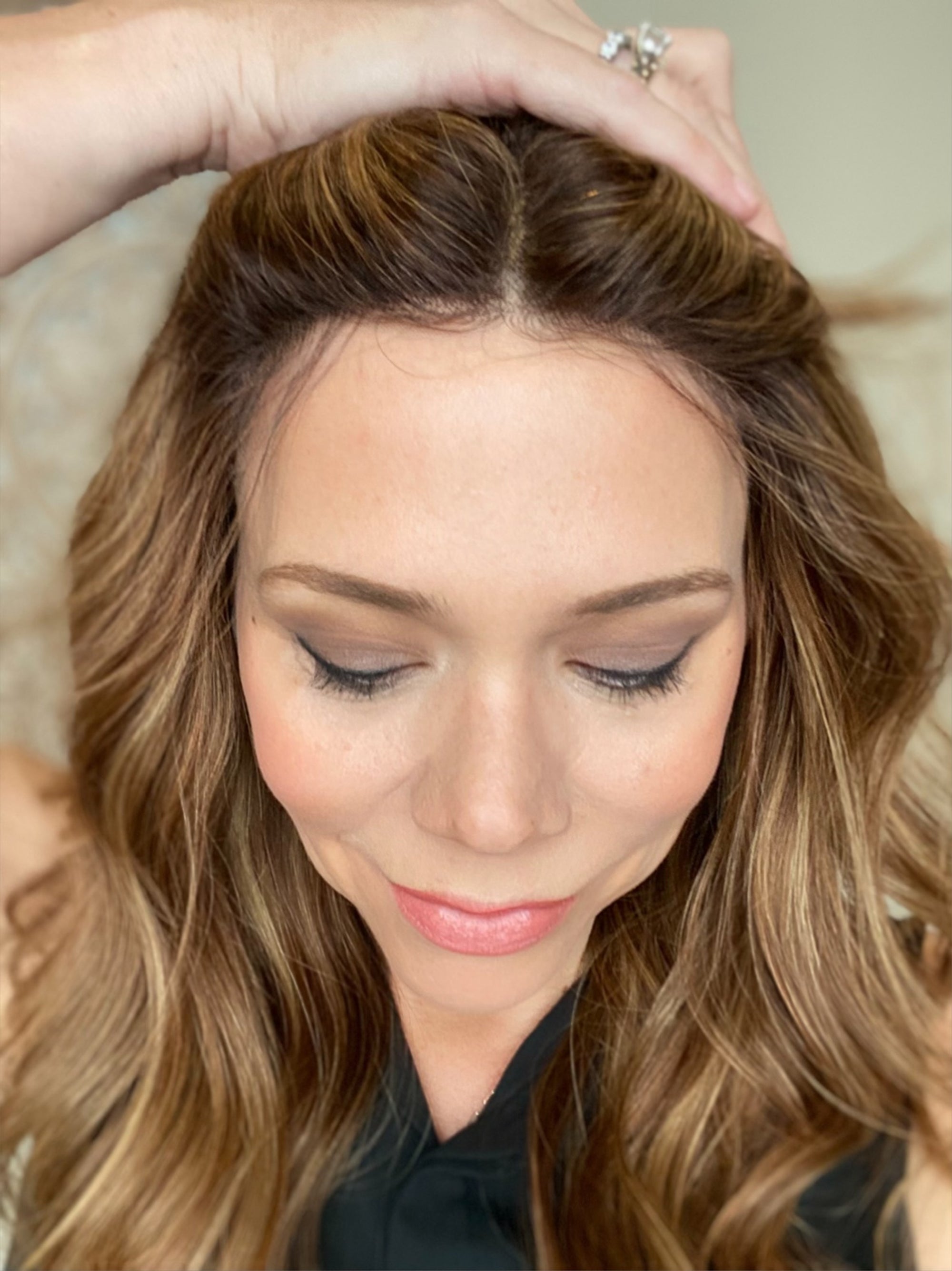 # G-8544 GARDEAUX DELUXE HAND TIED MONO TOP WIG (MEDIUM CAP)