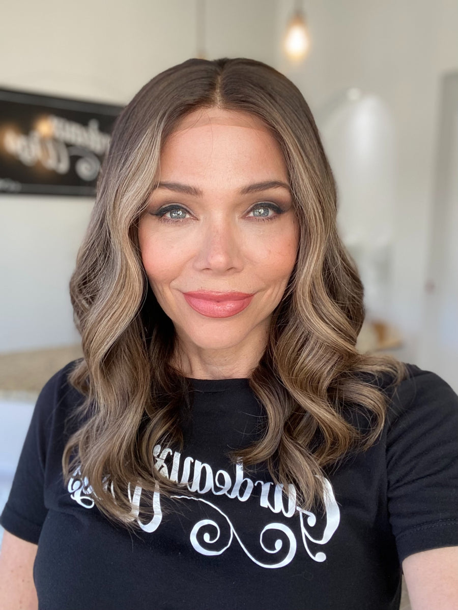 # G-8232 GARDEAUX DELUXE HAND TIED SILICONE LINED WIG (MEDIUM CAP)