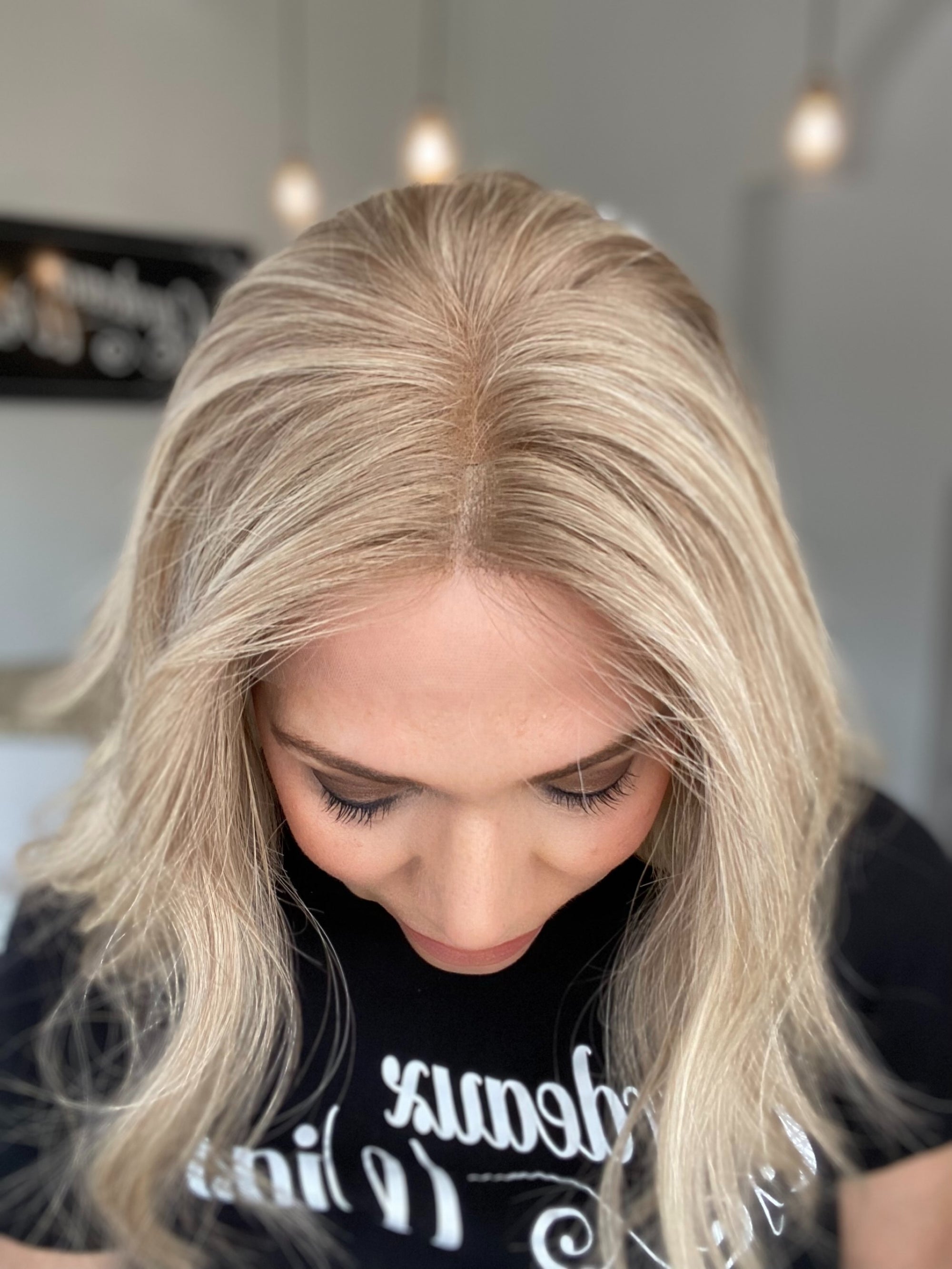 STOCK# JL306.10  GARDEAUX DELUXE LACE TOP WIG