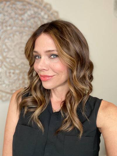 # 8550 GARDEAUX DELUXE HAND TIED MONO TOP WIG (MEDIUM CAP)
