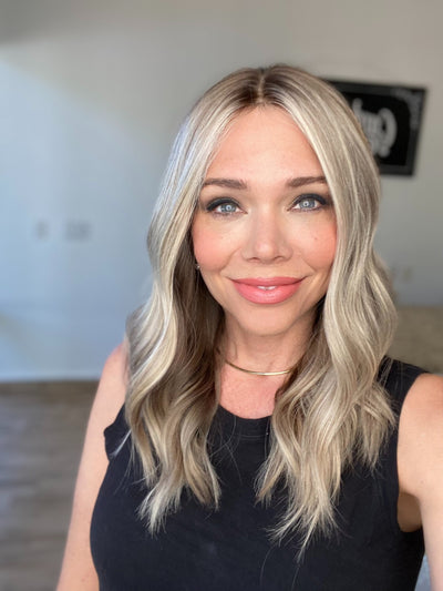 # 7883 GARDEAUX DELUXE LACE TOP WIG (MEDIUM CAP)
