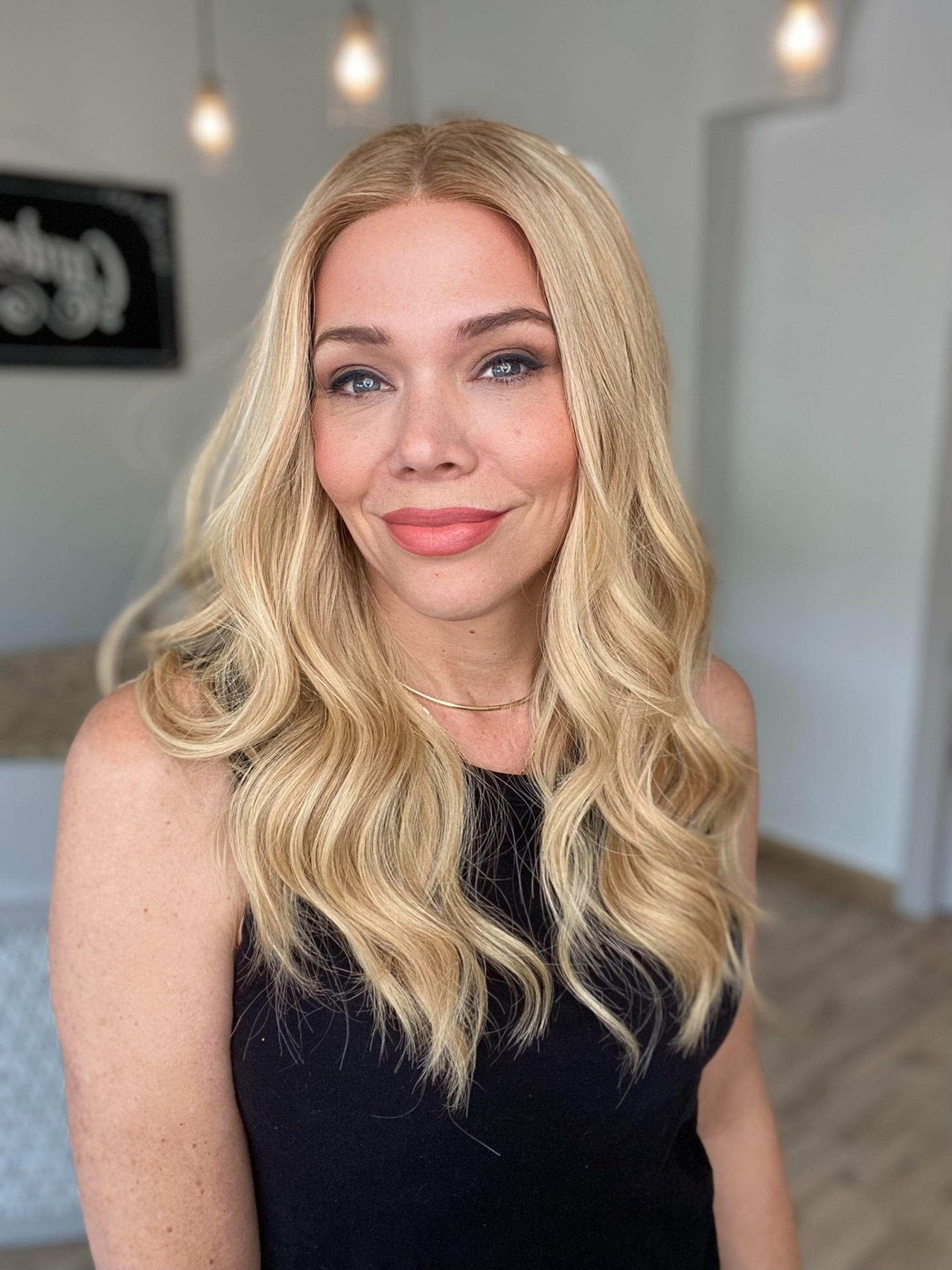 STOCK # JL6-301 GARDEAUX DELUXE HAND TIED MONO TOP WIG (MEDIUM CAP)