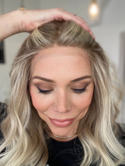 # 8655 GARDEAUX DELUXE HAND TIED SILICONE LINED WIG (MEDIUM CAP)