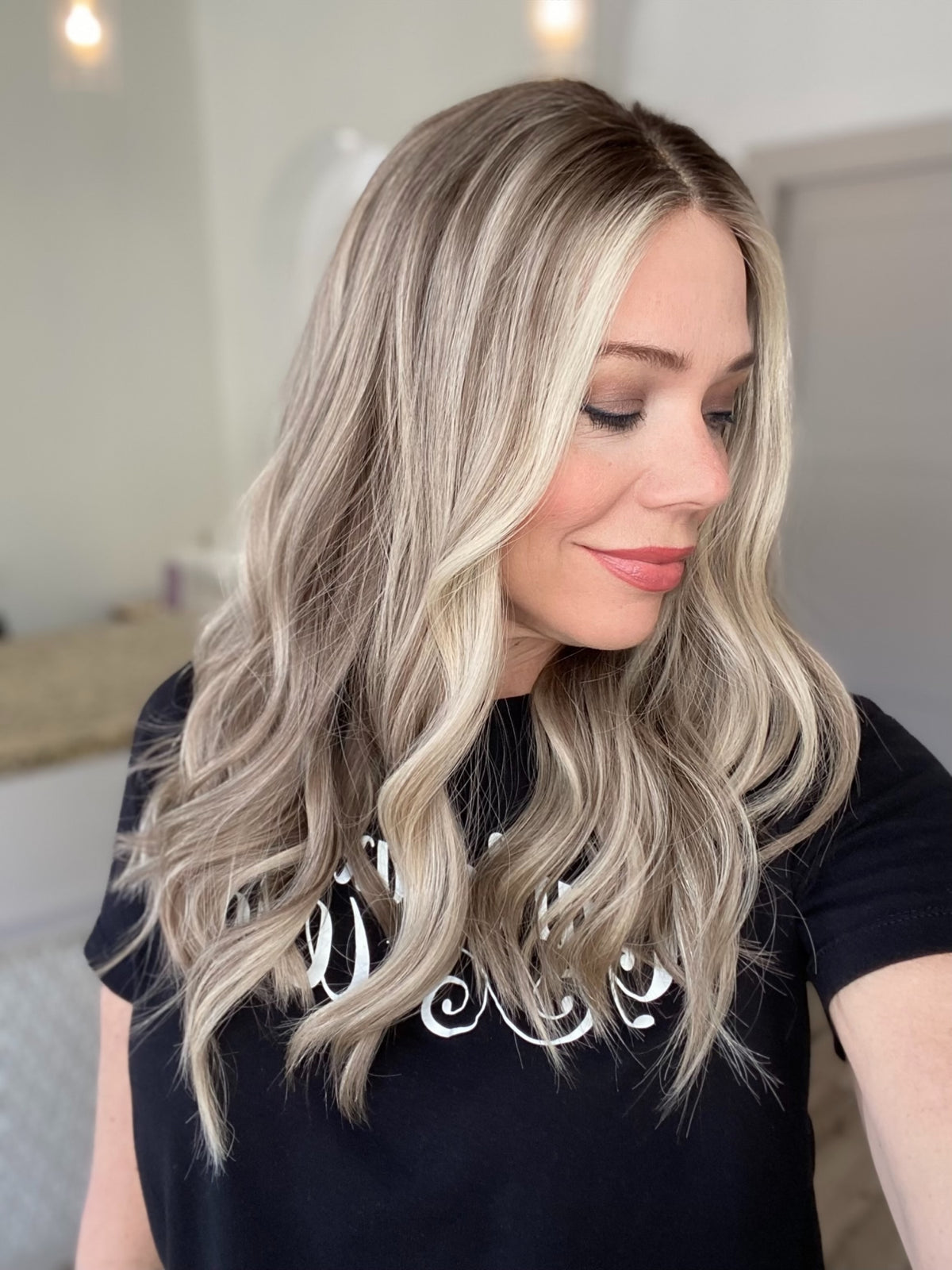 # 8581 GARDEAUX DELUXE LACE TOP WIG (MEDIUM CAP)