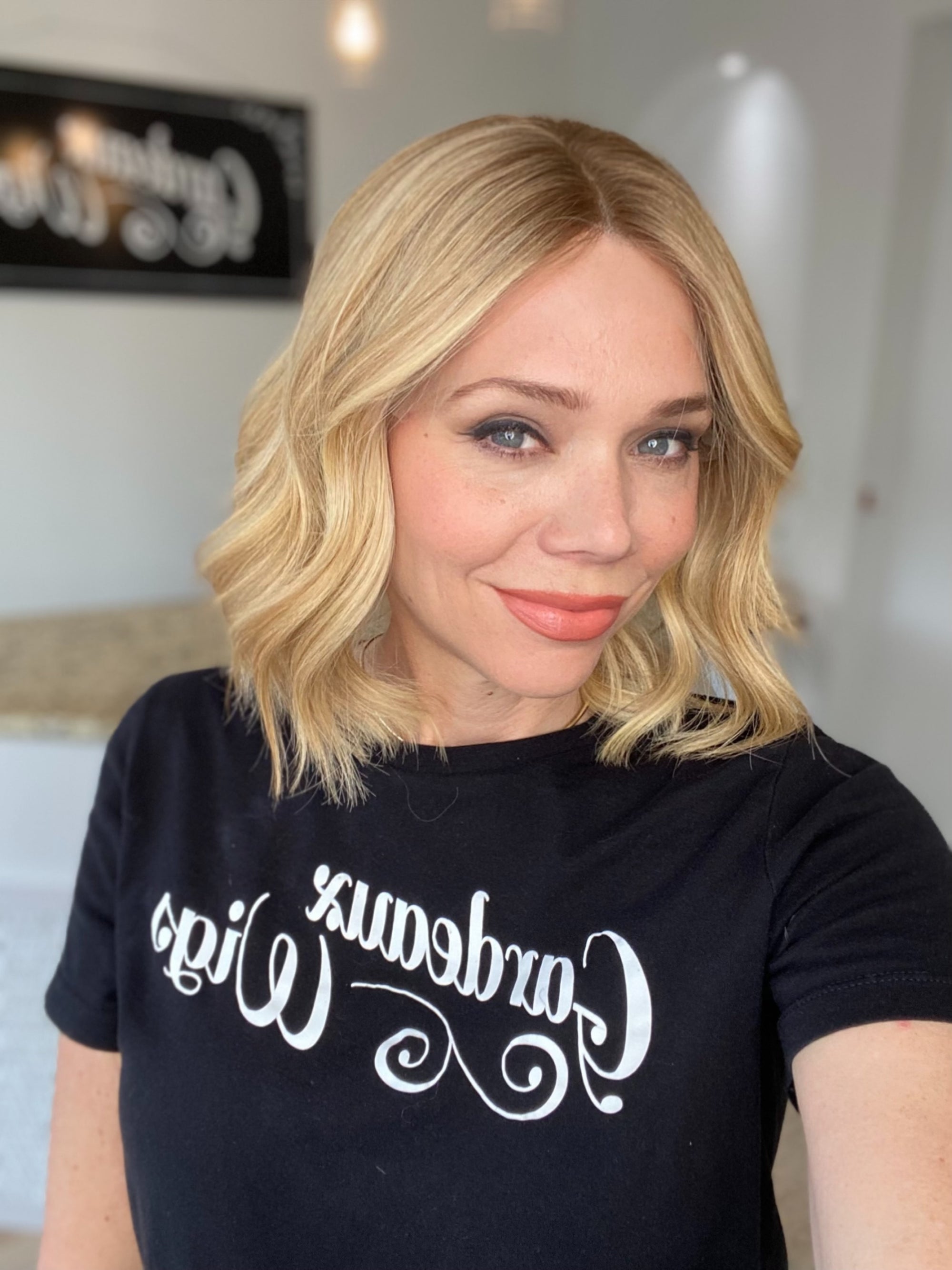 STOCK # LM07.6 GARDEAUX DELUXE DOUBLE LACE TOP WIG (MEDIUM CAP)