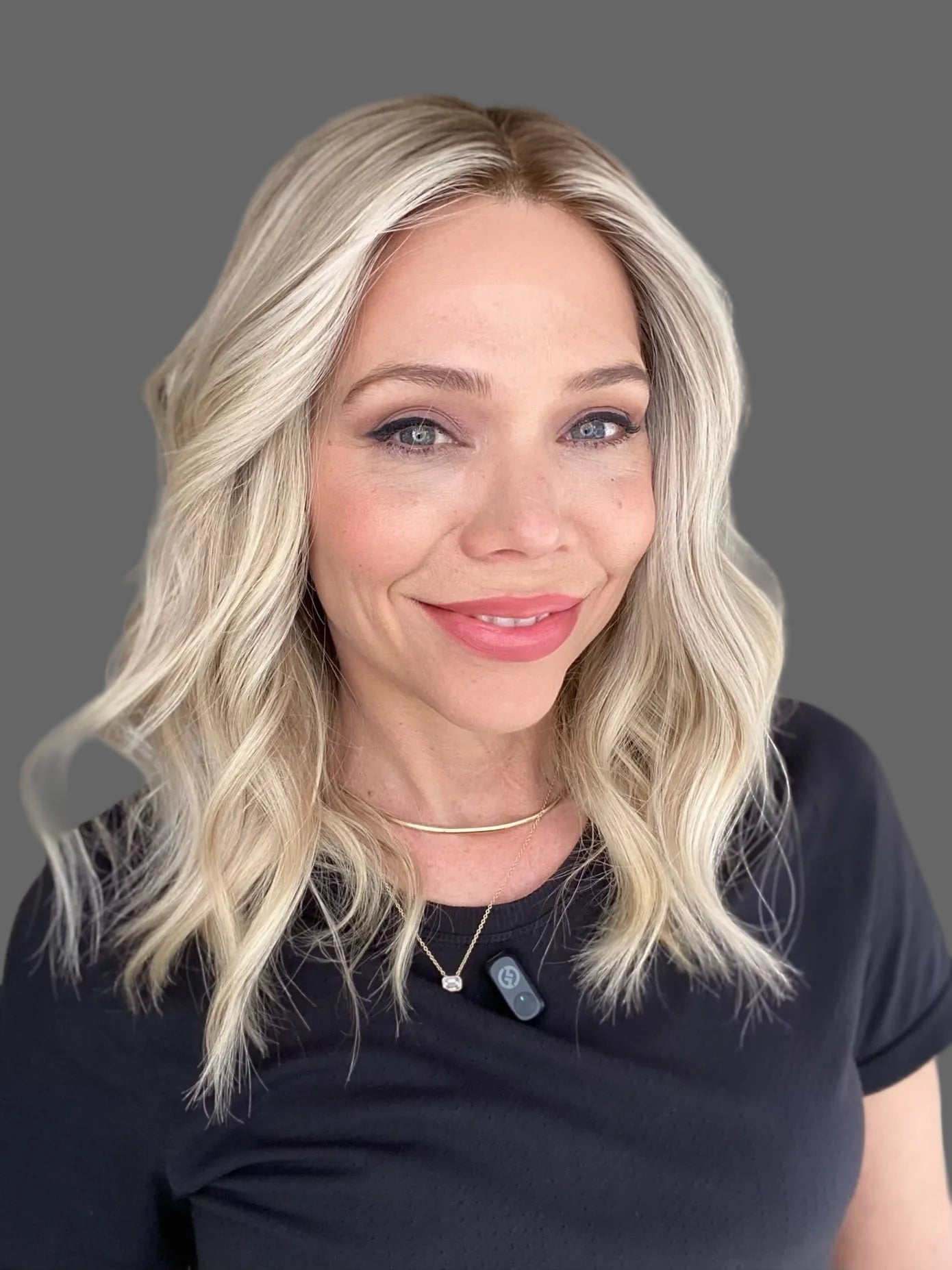 # 8676 GARDEAUX DELUXE HAND TIED MONO TOP WIG (SMALL CAP)