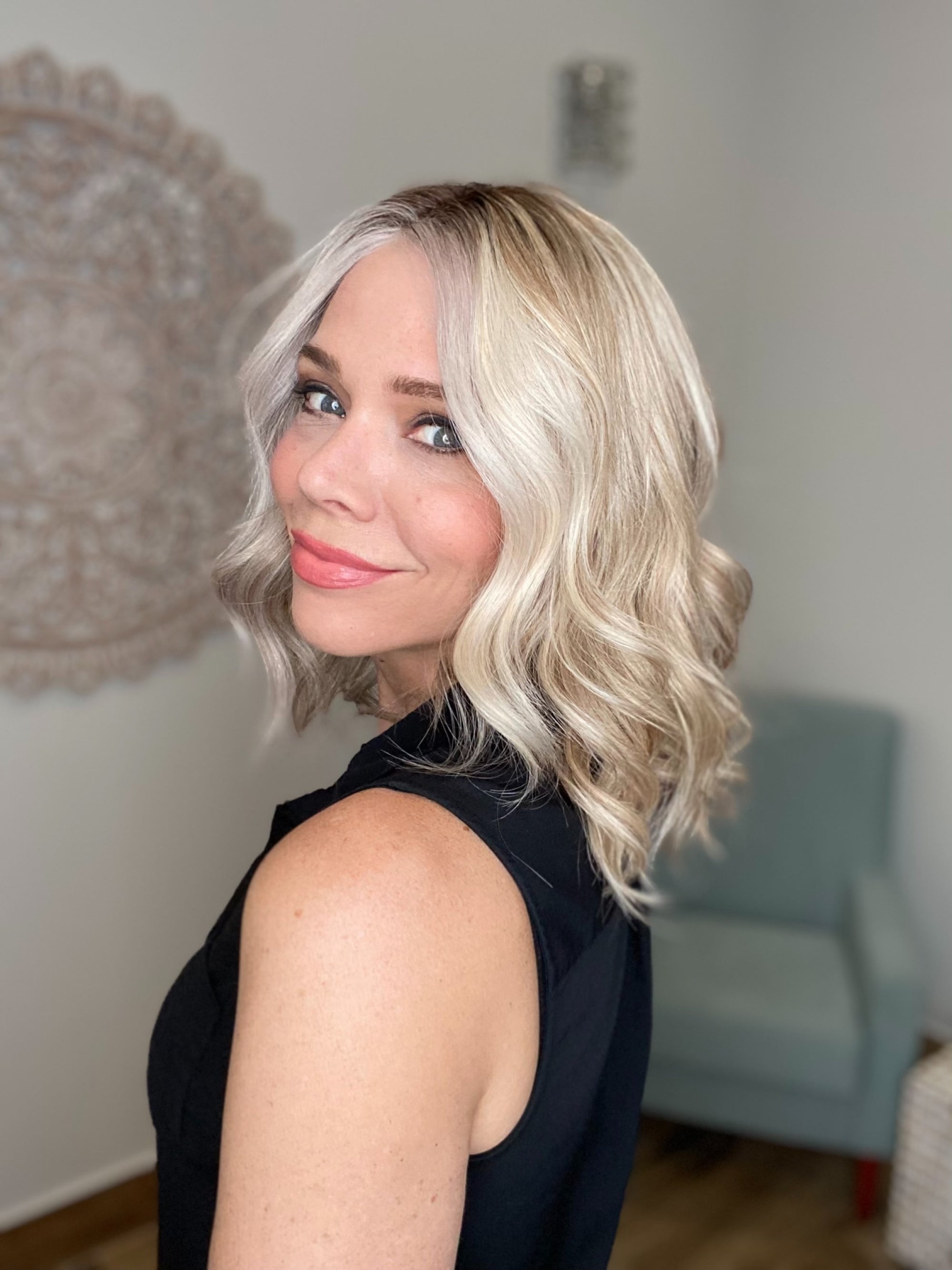 # G-8532 JON RENAU "CARRIE"