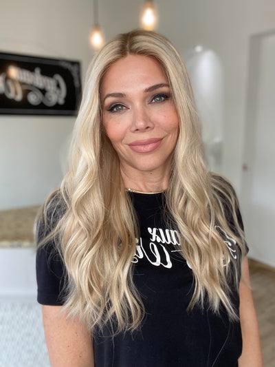 # 8253 GARDEAUX DELUXE LACE TOP WIG  (SMALL CAP)