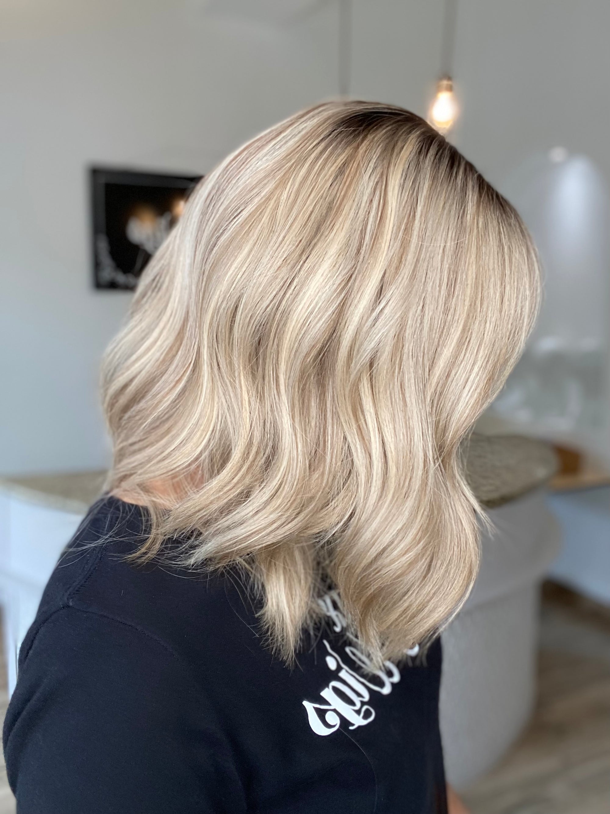 STOCK # JST-325.10B  GARDEAUX DELUXE SILK TOP LACE FRONT WIG (MEDIUM CAP)