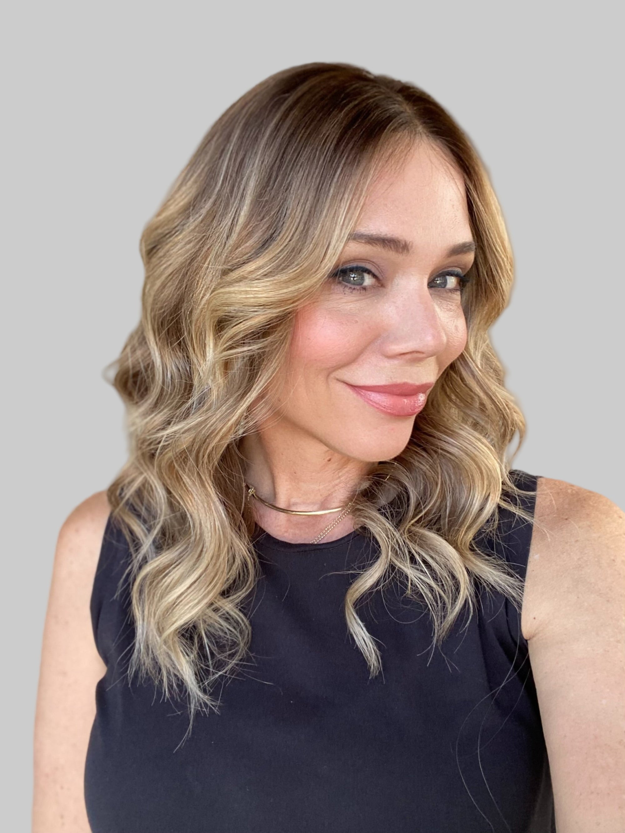 # G-8493 GARDEAUX DELUXE HAND TIED MONO TOP WIG (MEDIUM CAP)