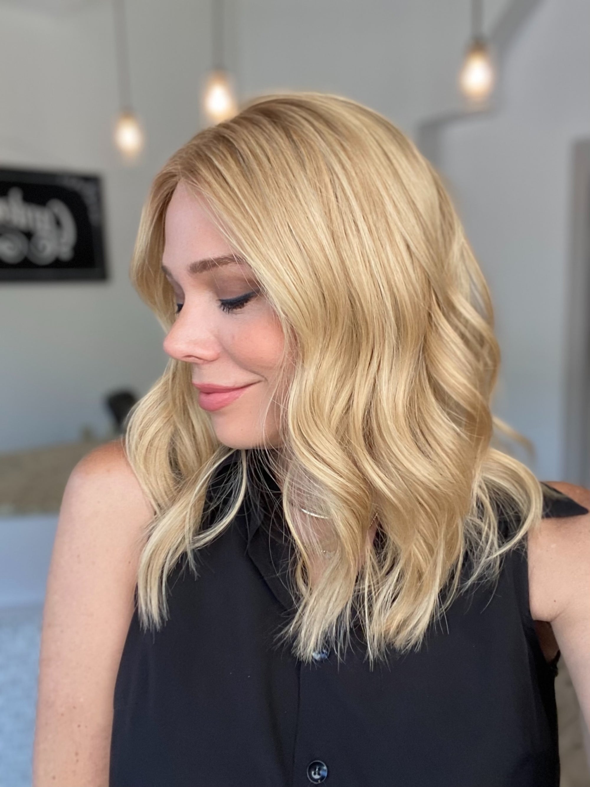 STOCK # JL2-318.10 GARDEAUX DELUXE HAND TIED SILICONE LINED WIG (SMALL CAP)