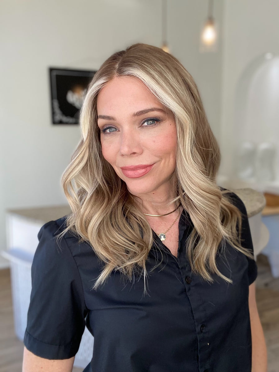 # 8578 GARDEAUX DELUXE LACE TOP WIG (MEDIUM CAP)