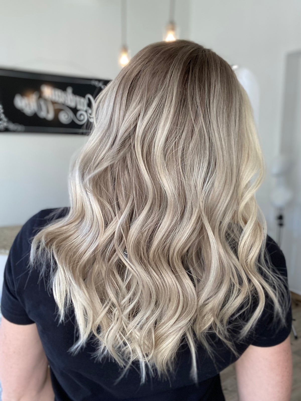 # 8575 GARDEAUX DELUXE LACE TOP WIG (MEDIUM CAP)
