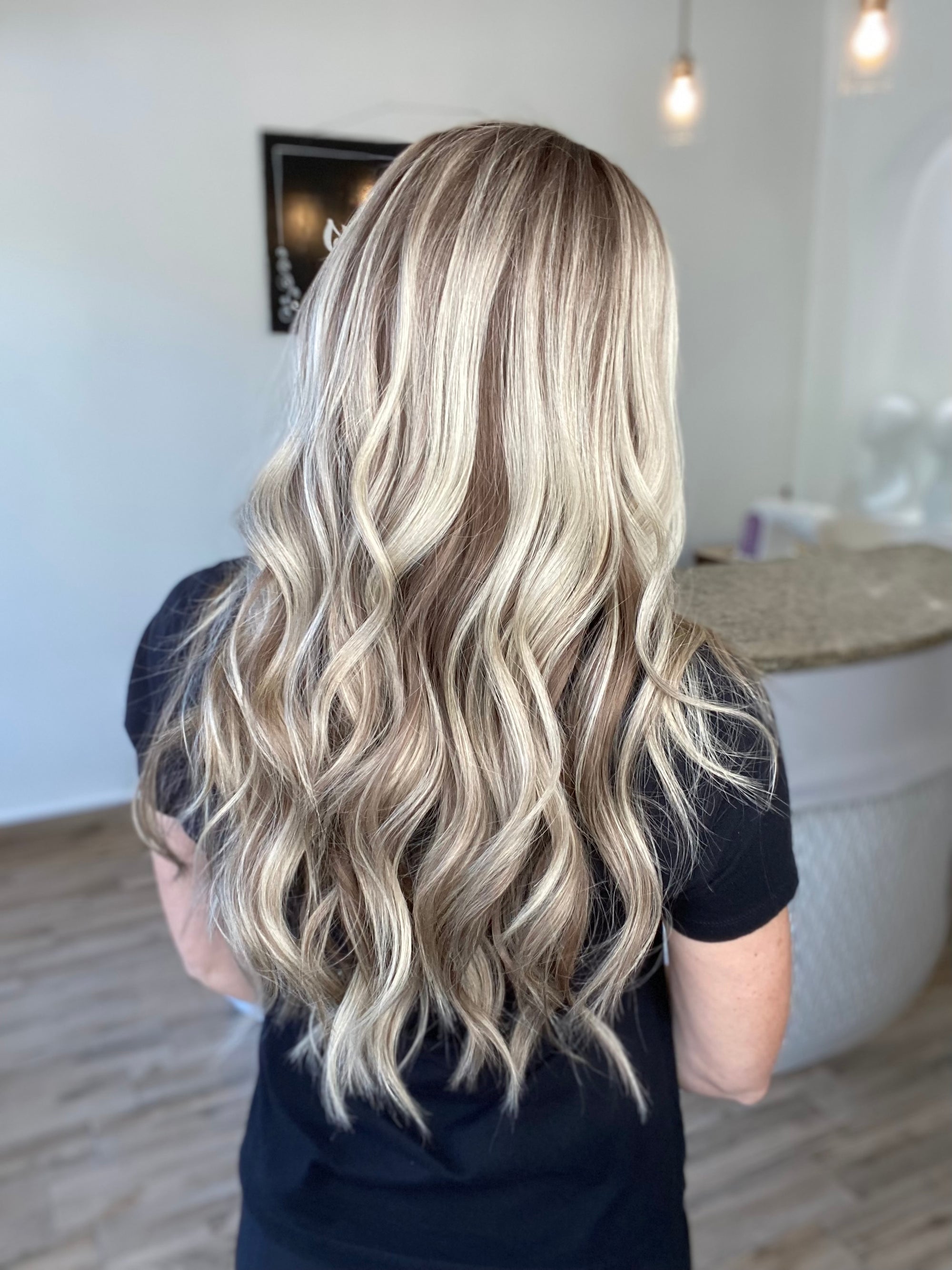 # 7850 GARDEAUX DELUXE LACE TOP WIG (MEDIUM CAP)