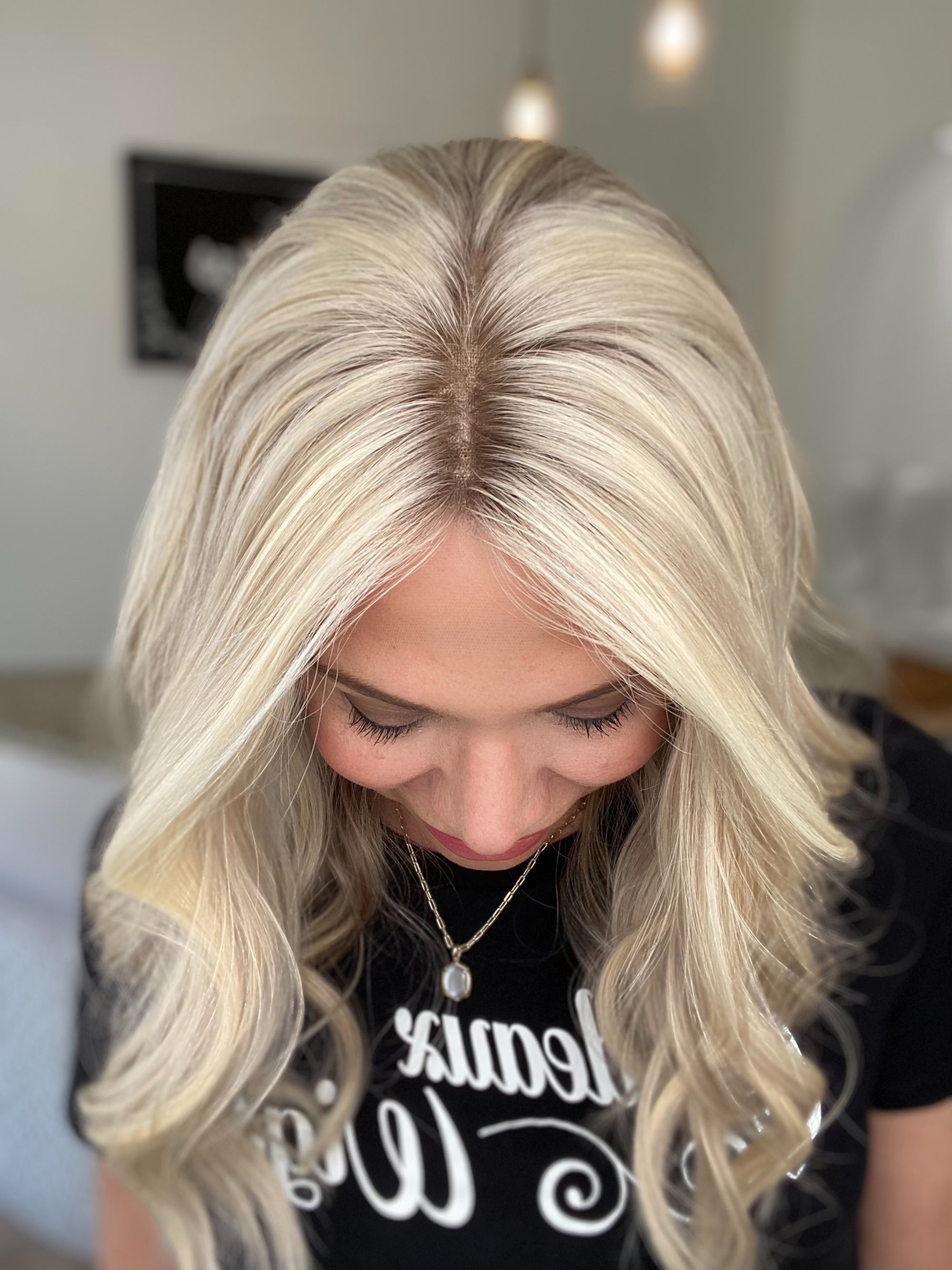 # 8551 GARDEAUX DELUXE HAND TIED MONO TOP WIG (MEDIUM CAP)