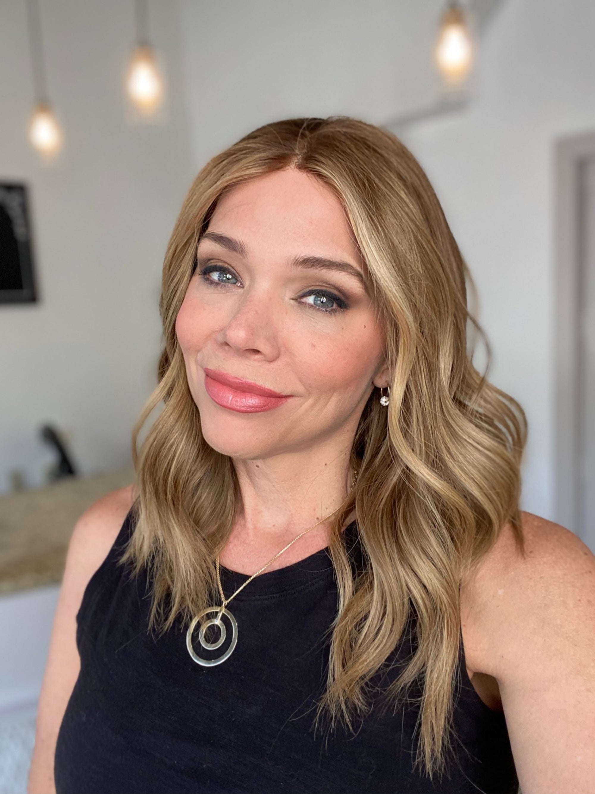 # 7928 GARDEAUX DELUXE LACE TOP WIG (MEDIUM CAP)