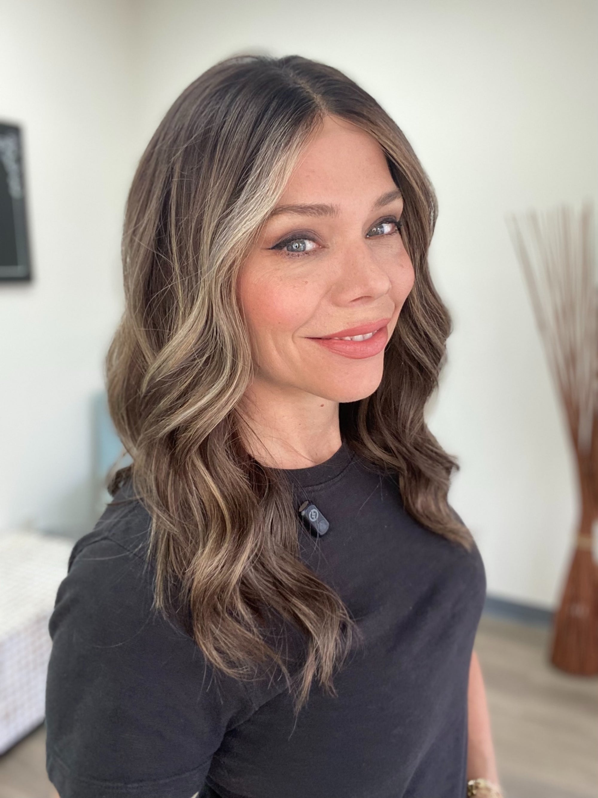 # 8724 GARDEAUX DELUXE HAND TIED DOUBLE LACE TOP WIG (MEDIUM CAP)