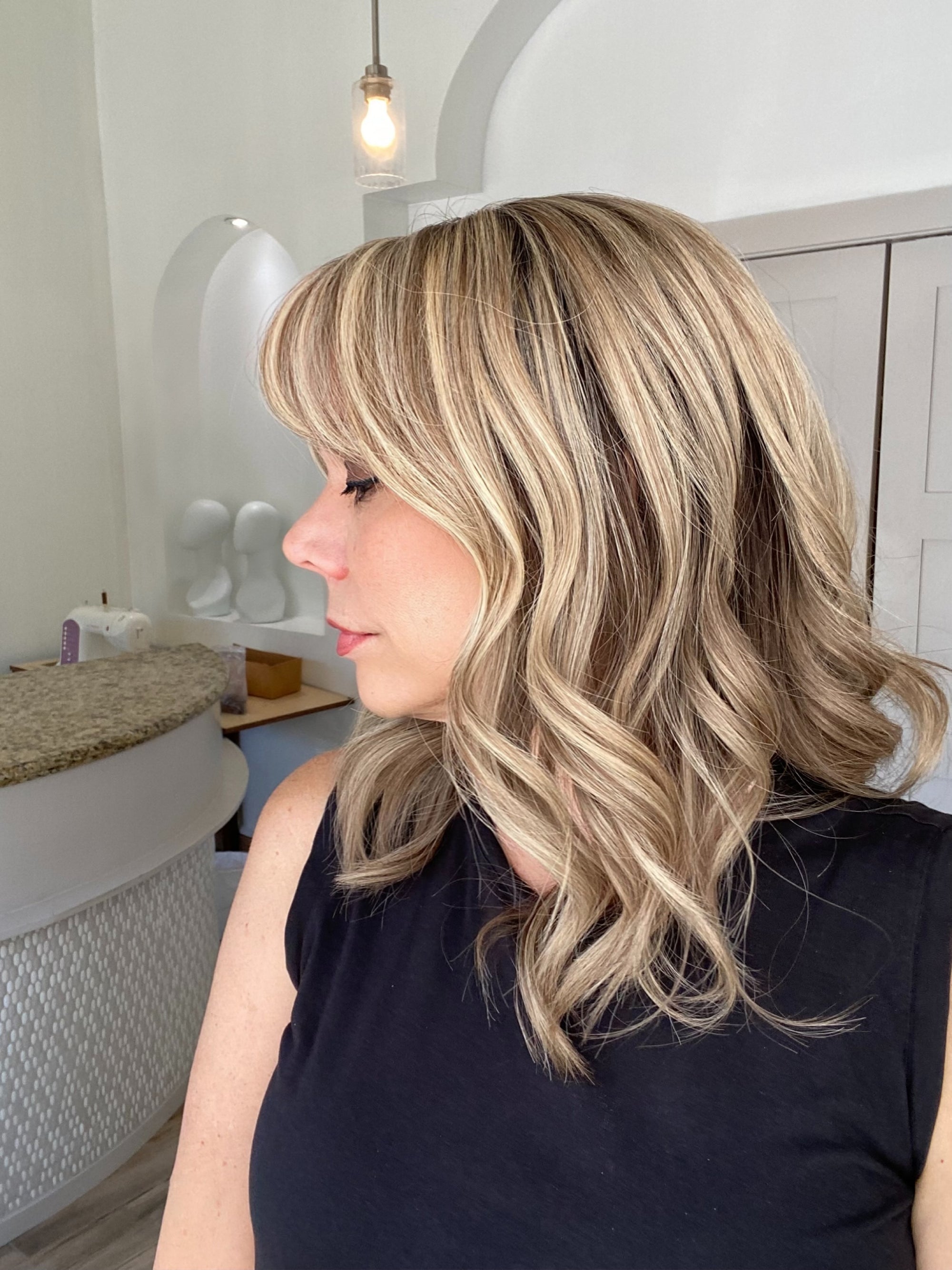 # 8523 GARDEAUX DELUXE HAND TIED MONO TOP WIG (SMALL CAP)