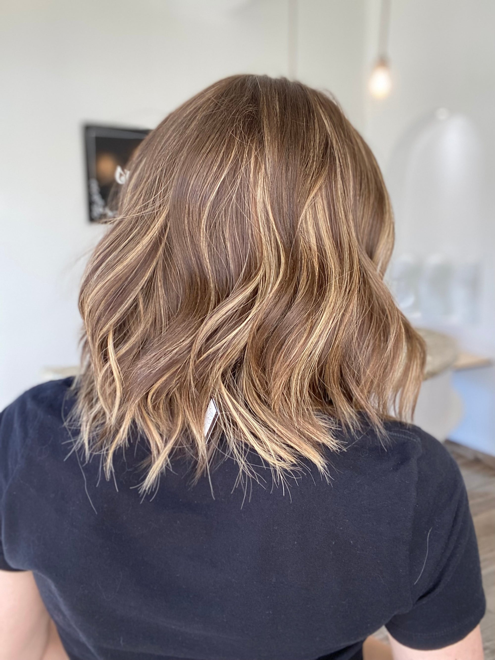 STOCK# BL602.8 GARDEAUX DELUXE LACE TOP WIG (MEDIUM CAP)