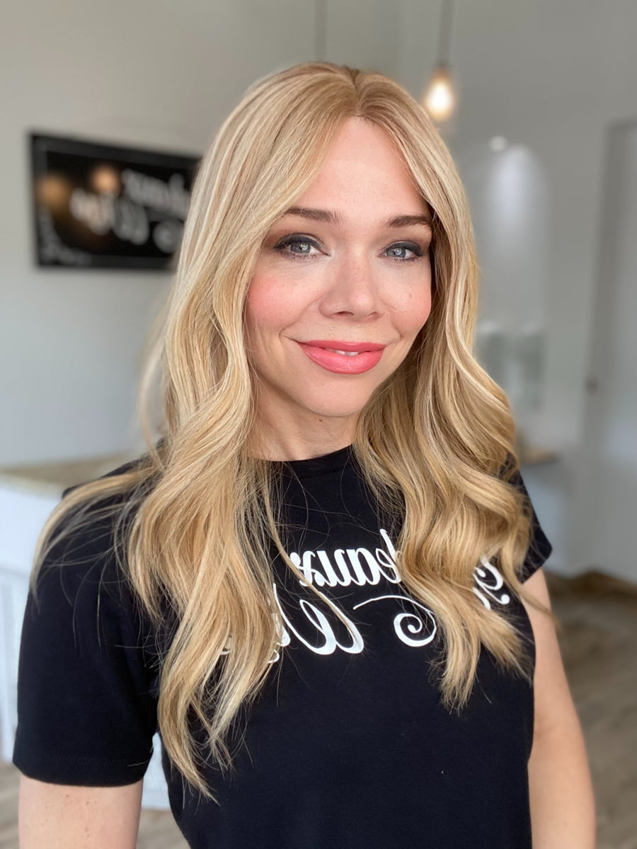 STOCK # JL302.14 GARDEAUX DELUXE LACE TOP WIG (MEDIUM CAP)