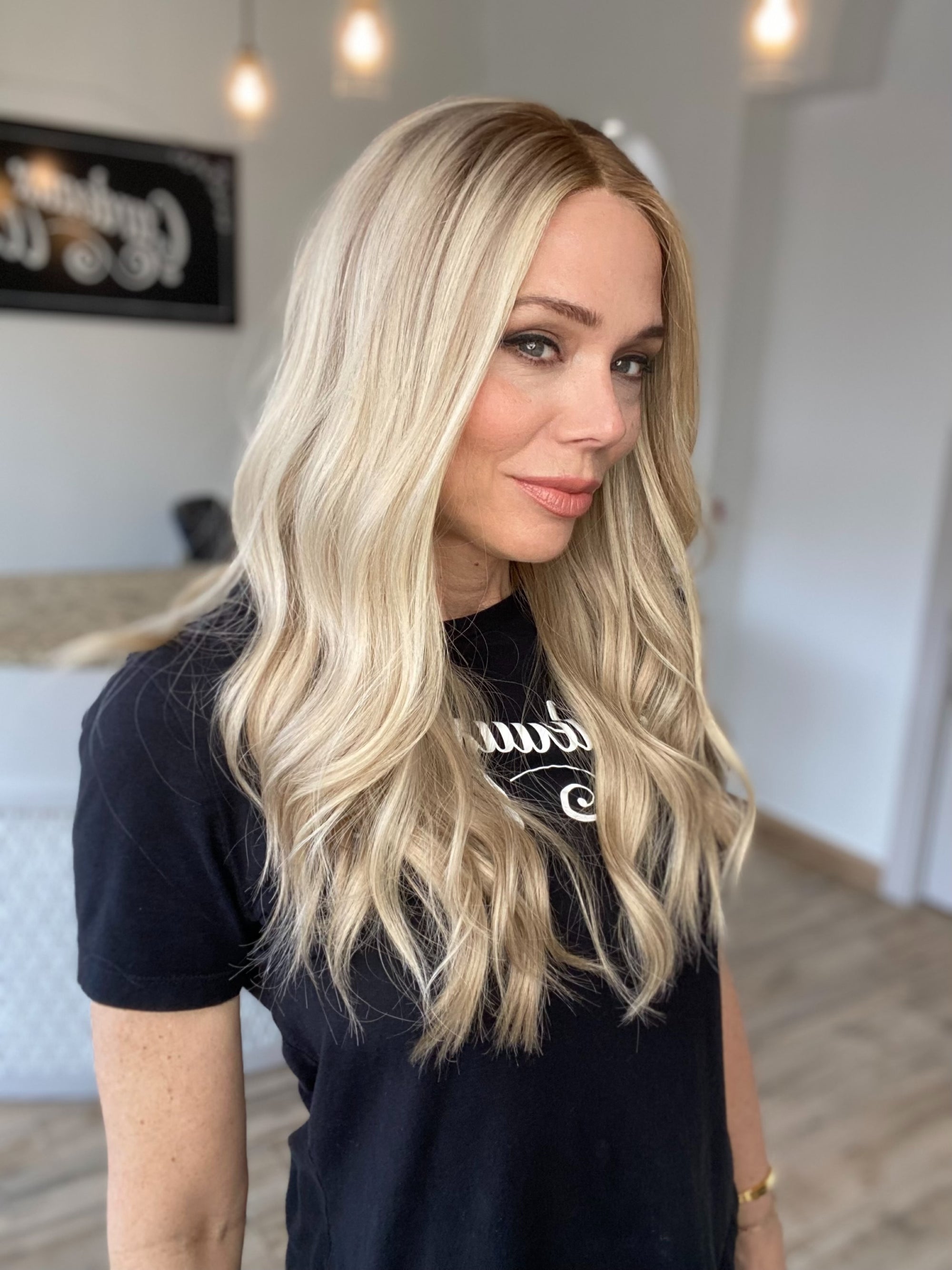 # 8179 GARDEAUX DELUXE HAND TIED MONO TOP WIG (SMALL CAP)