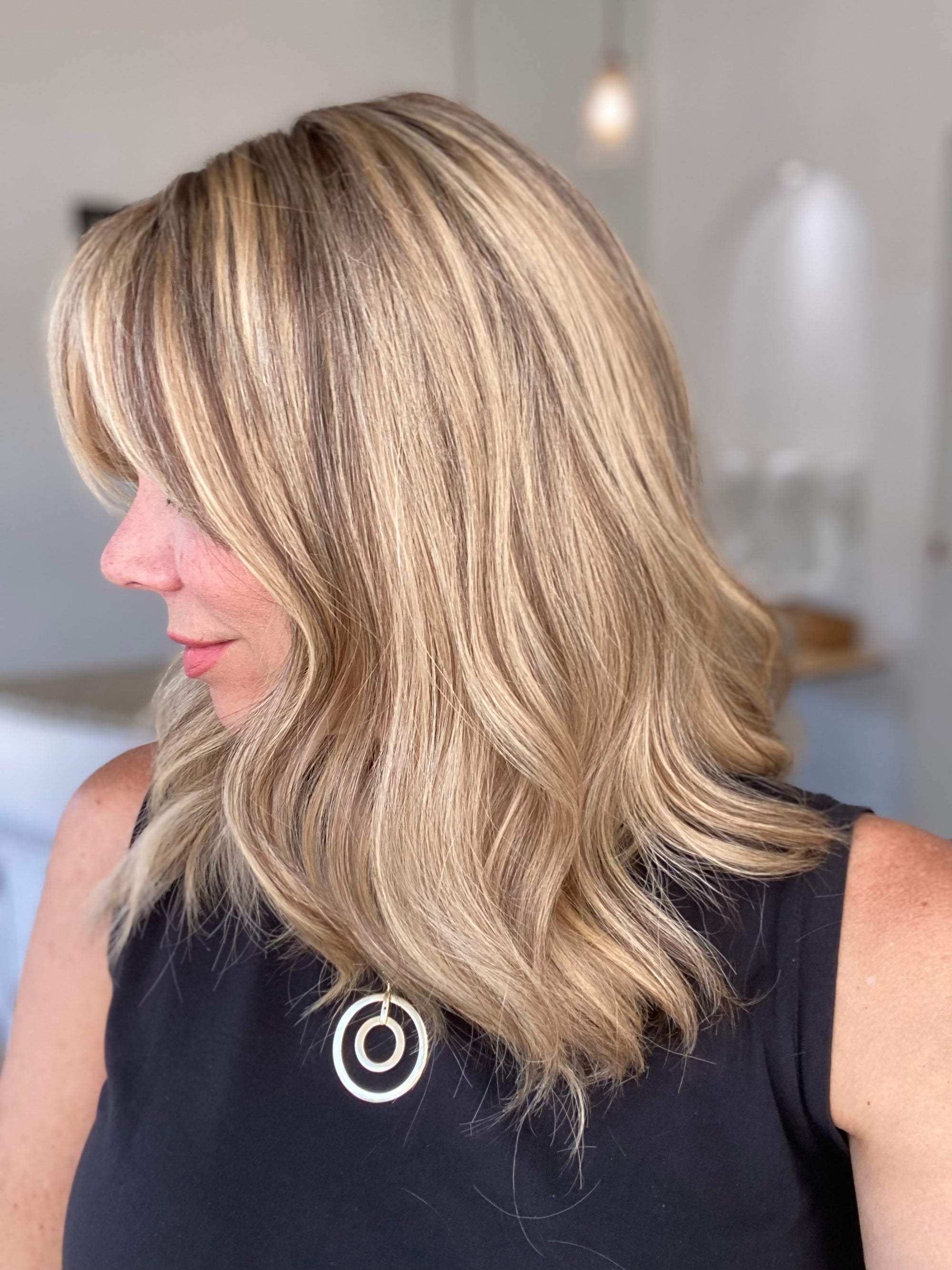 STOCK # BL604.10 GARDEAUX DELUXE DOUBLE LACE TOP WIG (MEDIUM CAP)