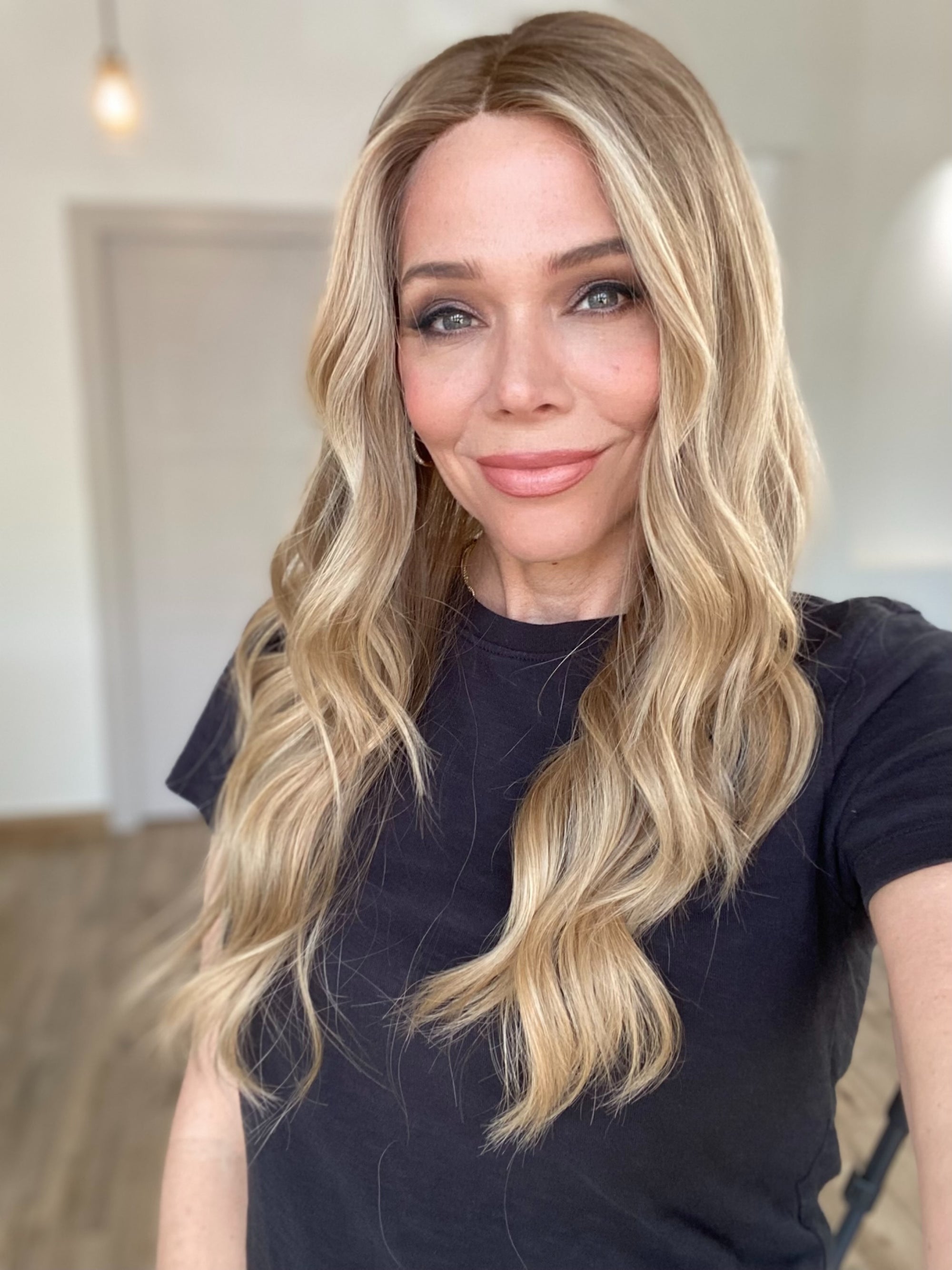 # G-8309 GARDEAUX DELUXE HAND TIED MONO TOP WIG (MEDIUM CAP)