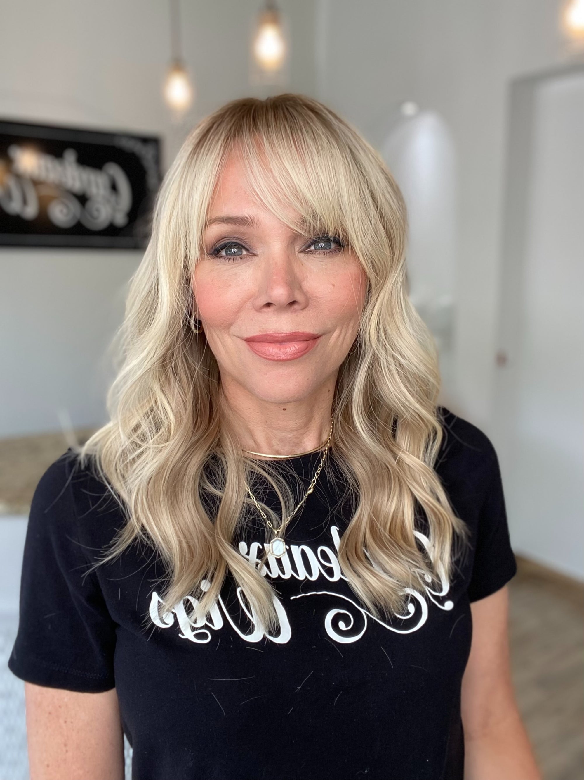 # 8360 GARDEAUX DELUXE LACE TOP WIG (MEDIUM CAP)