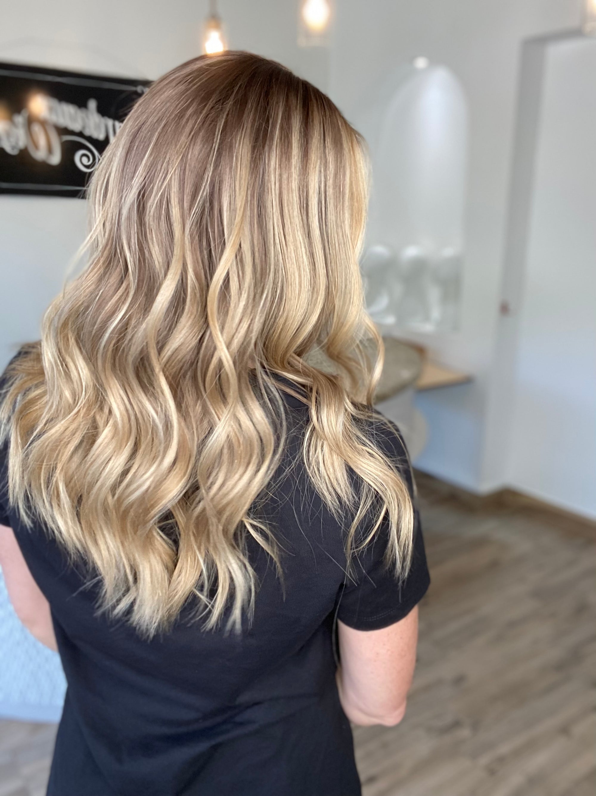 # 7920 GARDEAUX DELUXE LACE TOP WIG (SMALL CAP)