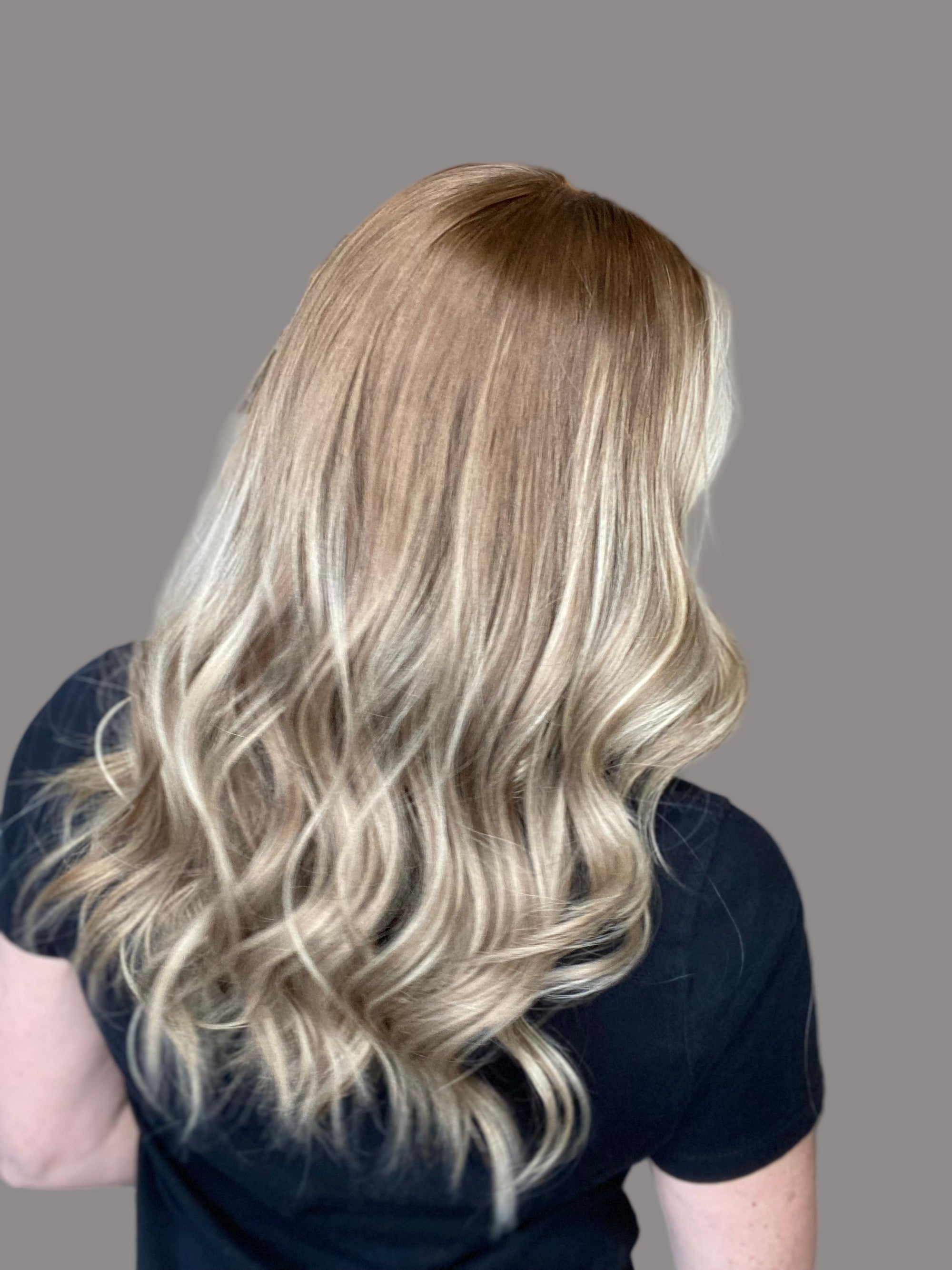 # 8598 GARDEAUX DELUXE HAND TIED CONTOUR CAP WIG (SMALL CAP)