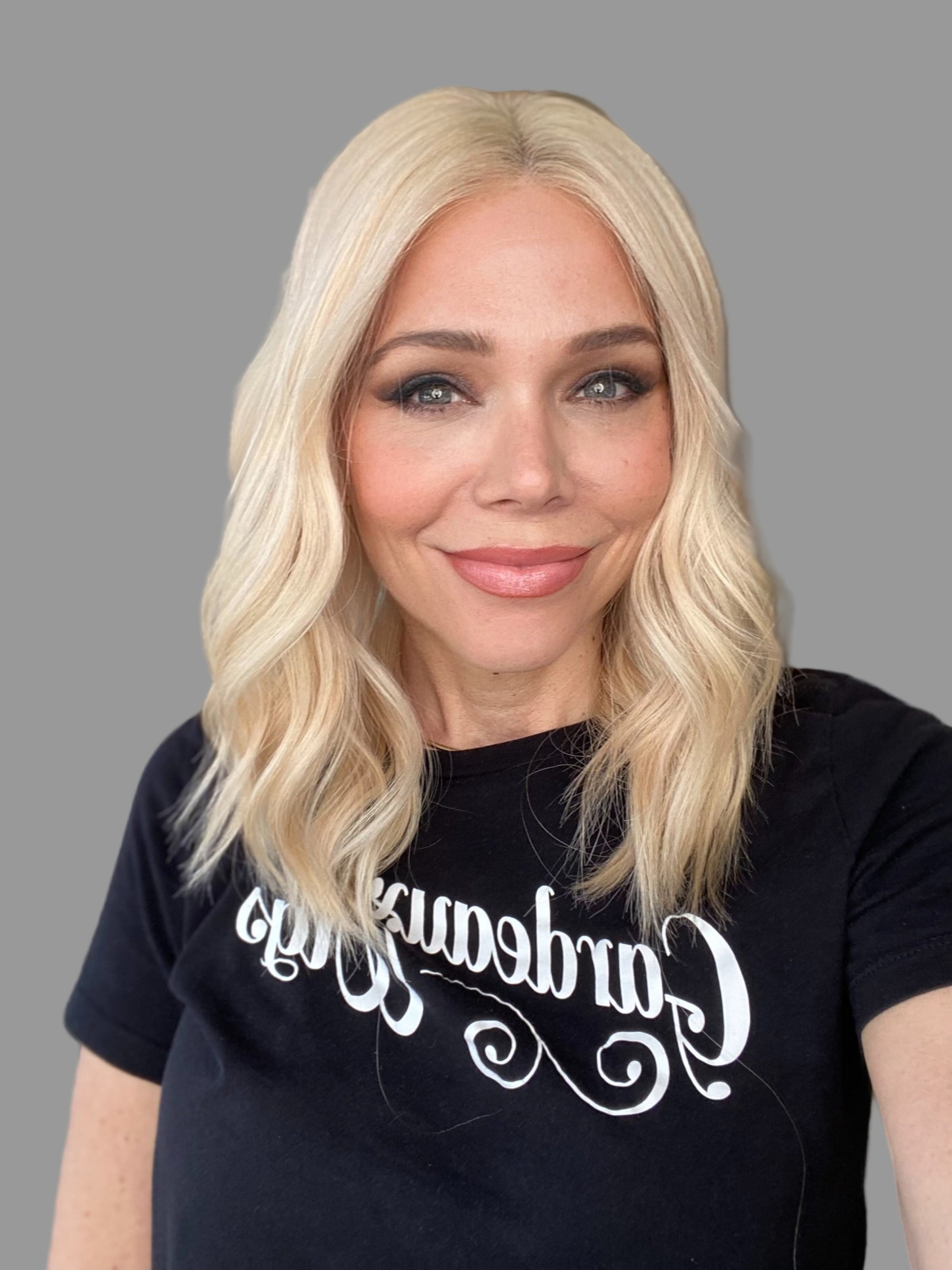 STOCK # JL-300.10 GARDEAUX DELUXE LACE TOP WIG (SMALL CAP)