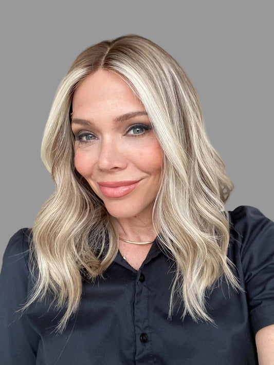 # G-8373 GARDEAUX DELUXE LACE TOP WIG (MEDIUM CAP)